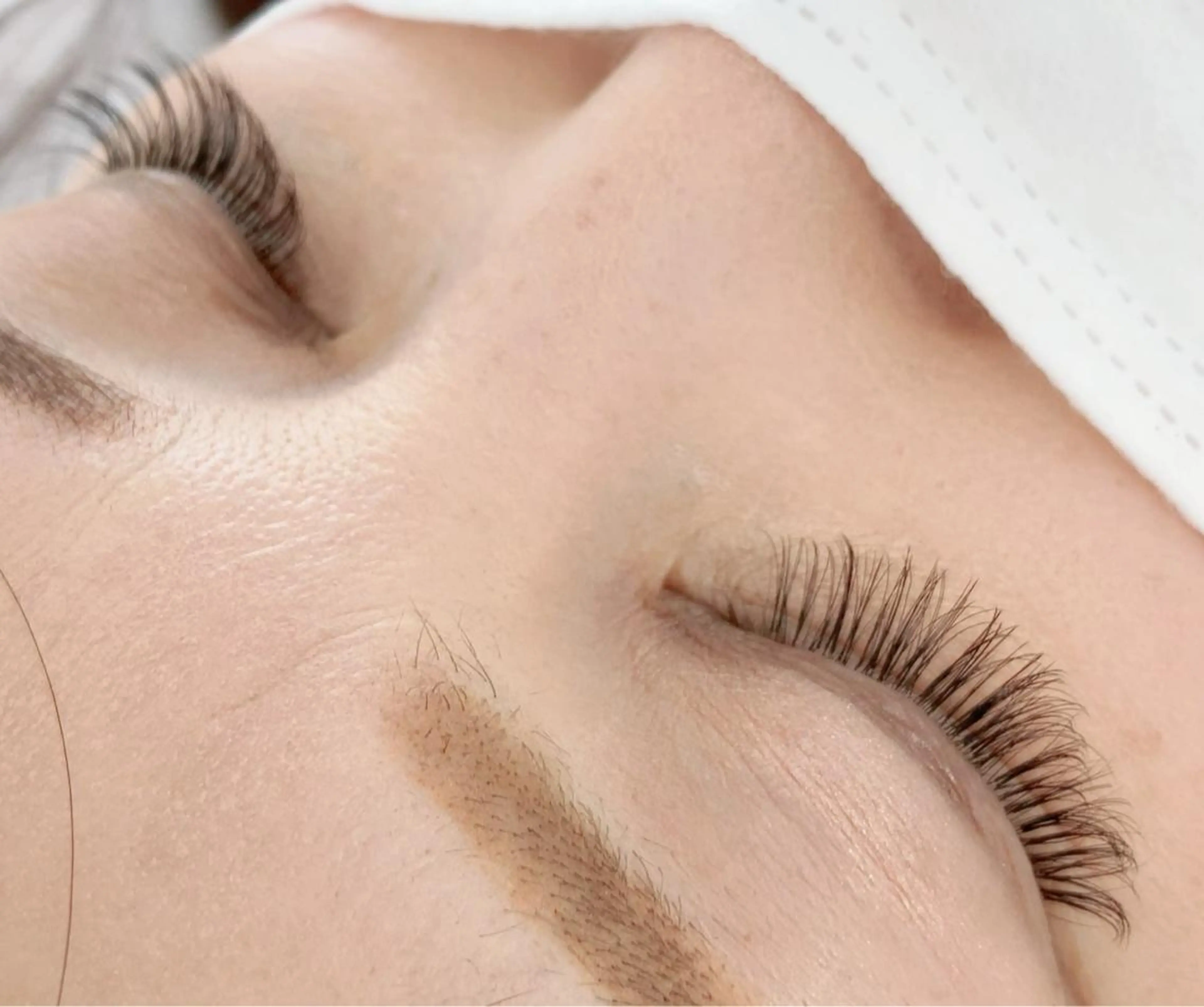 マツエク・マツパ ボリュームラッシュ Bruges 自由が丘のマツエク・マツパデザイン