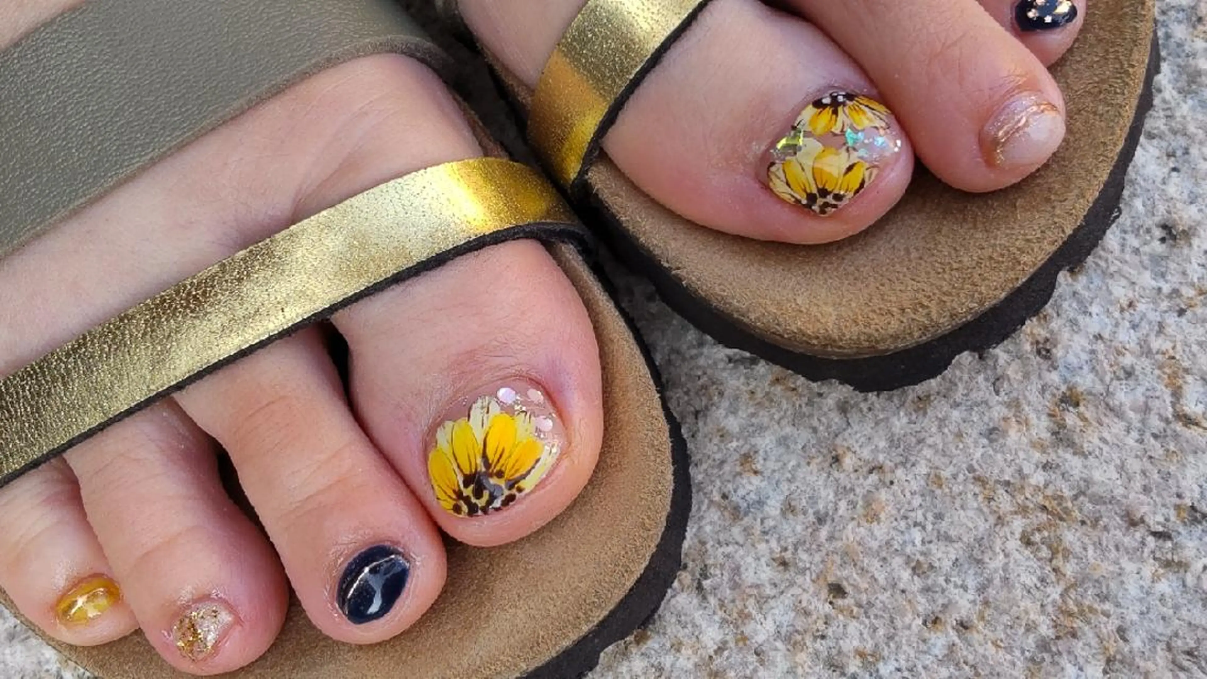 ネイル アートネイル フットネイル infinity skyのネイルデザイン