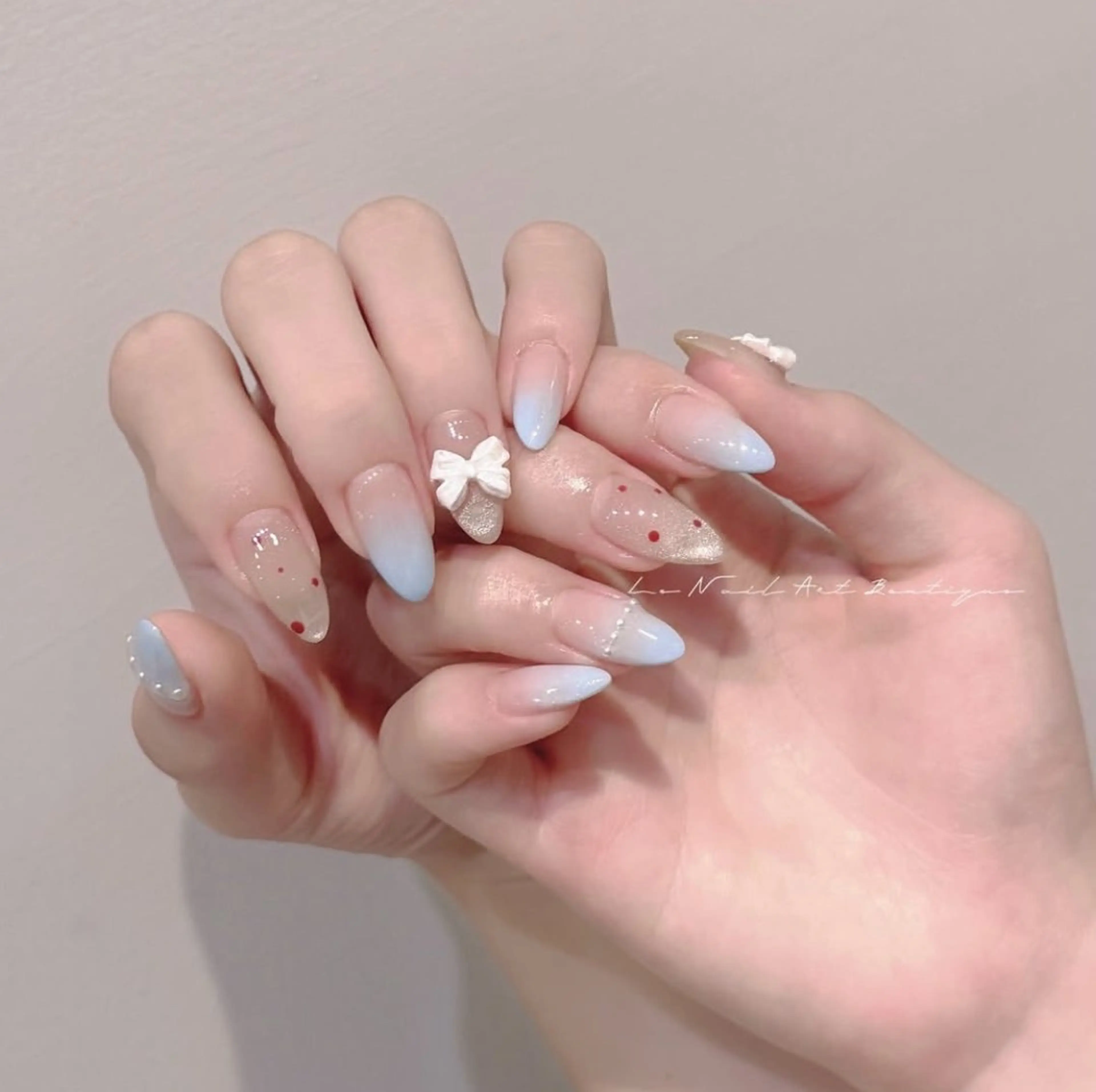 ネイル 持ち込み シンプルネイル ハンドネイル JISOO ANA.CHUOのネイルデザイン