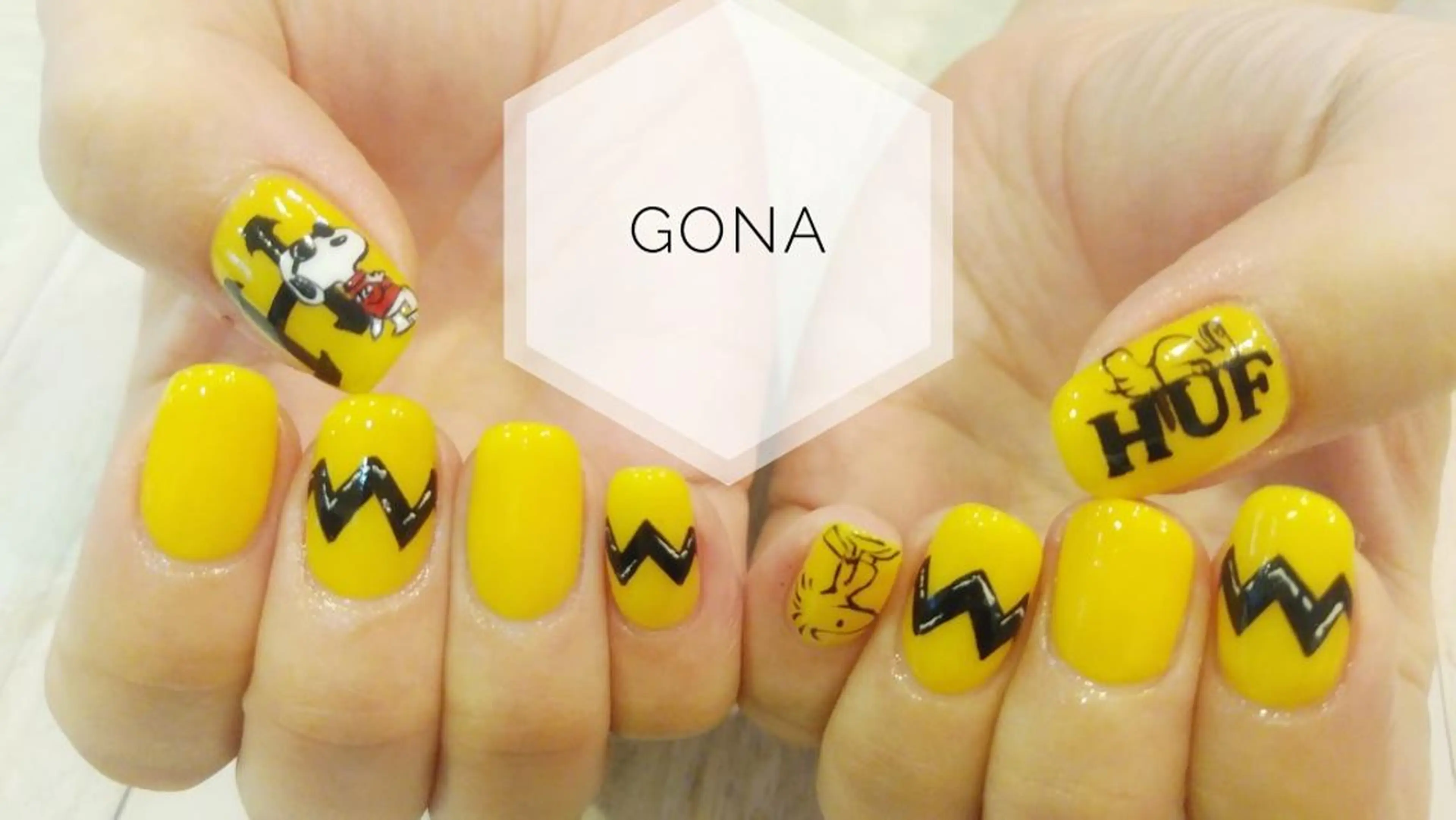 ネイル ネイルサロン& スクールGONAのネイルデザイン