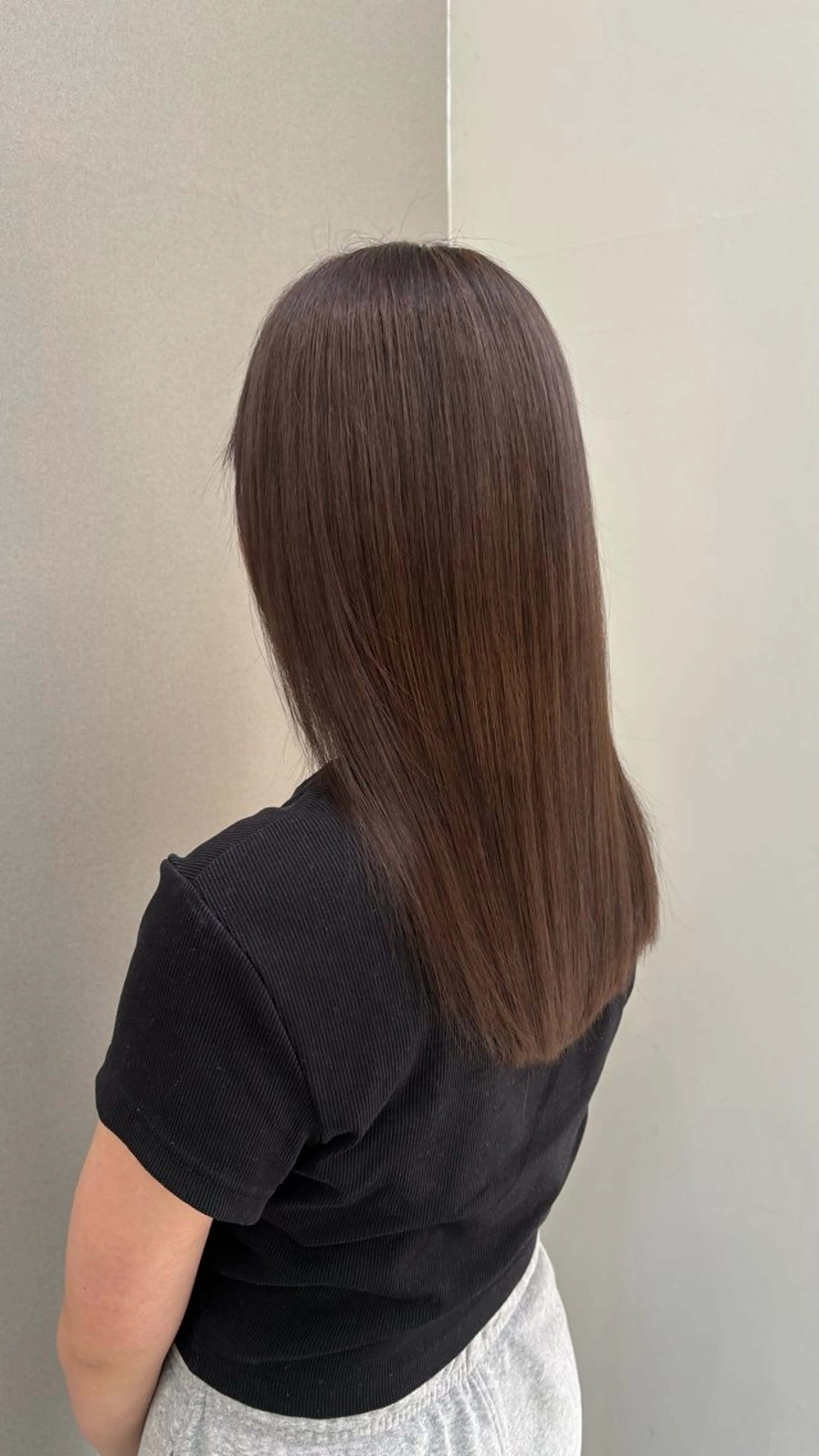 ロング カラー 中島 万凜のヘアスタイル