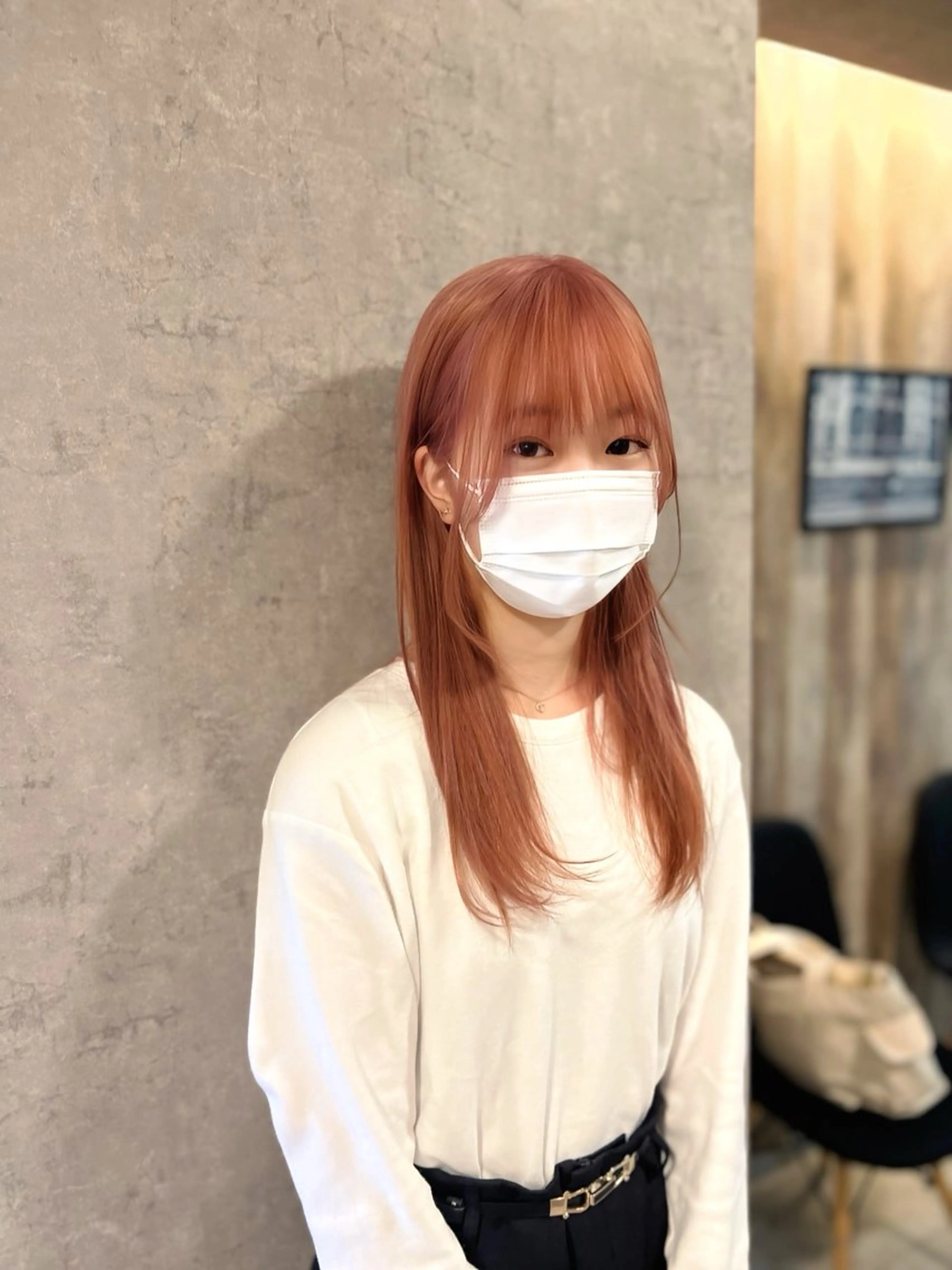 カラー AIconic nagoya所属・縮毛矯正/ レイヤー/ミディアムのヘアスタイル