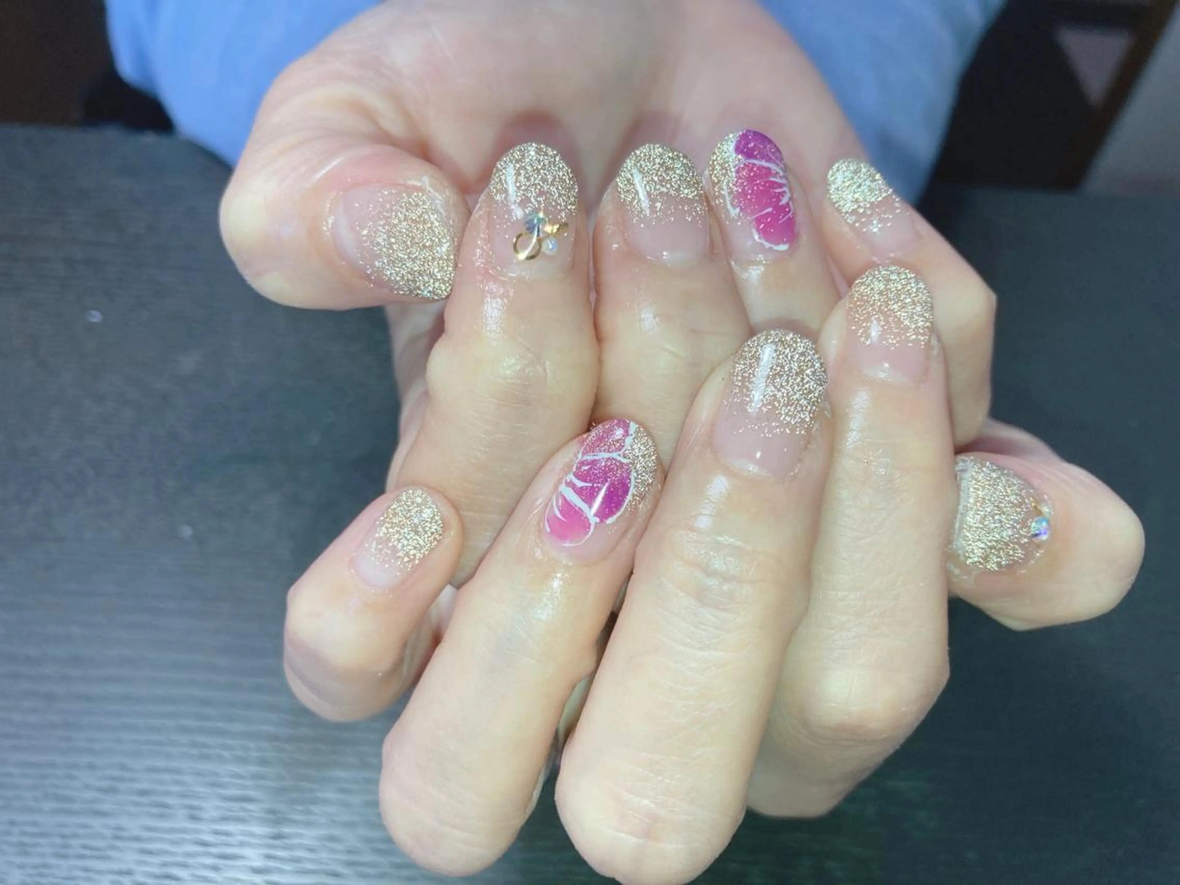 ネイル フラッシュネイル ハンドネイル 高山 歩美のネイルデザイン