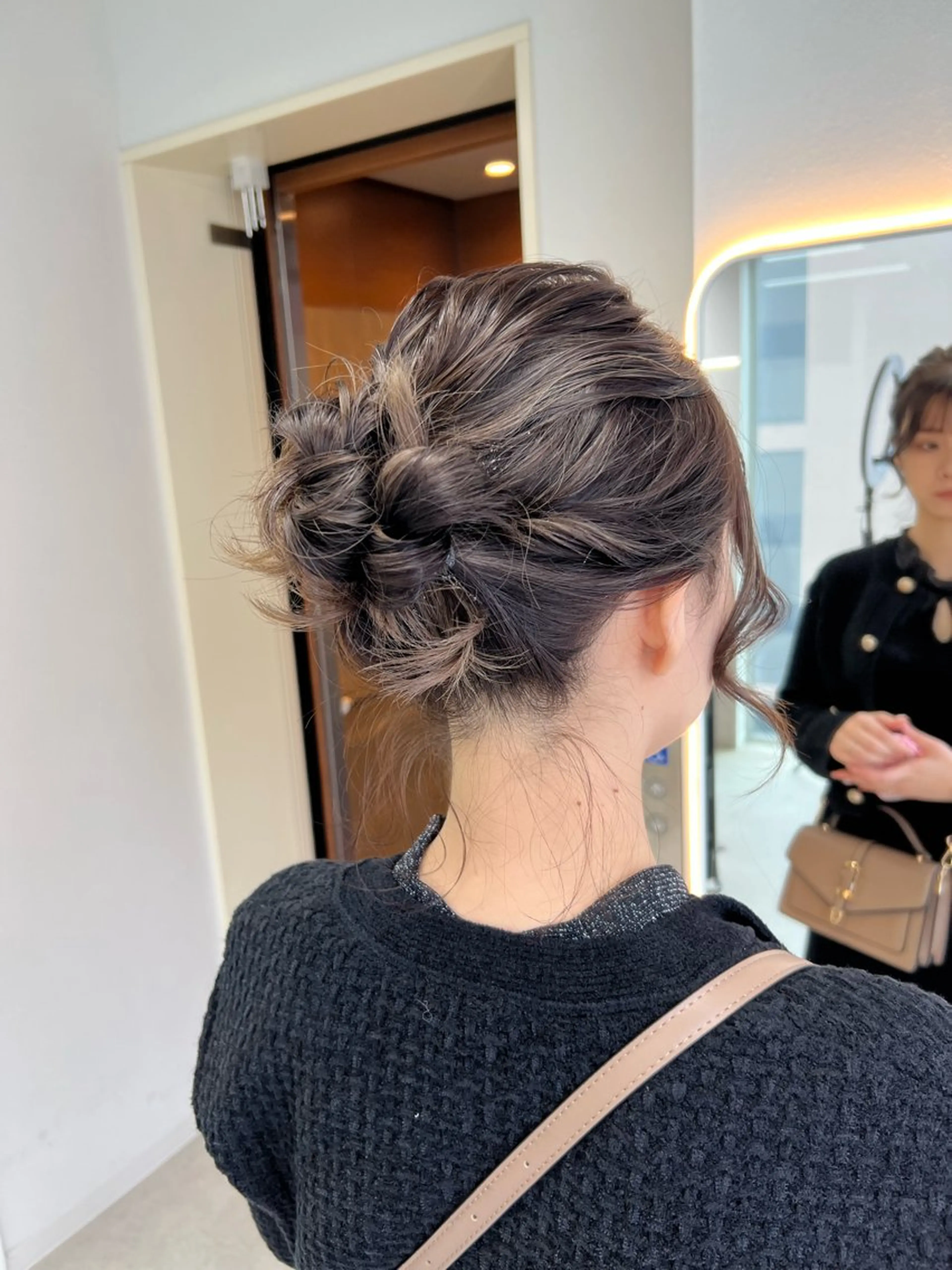 ミディアム ヘアセット maya レイヤーカットのヘアスタイル