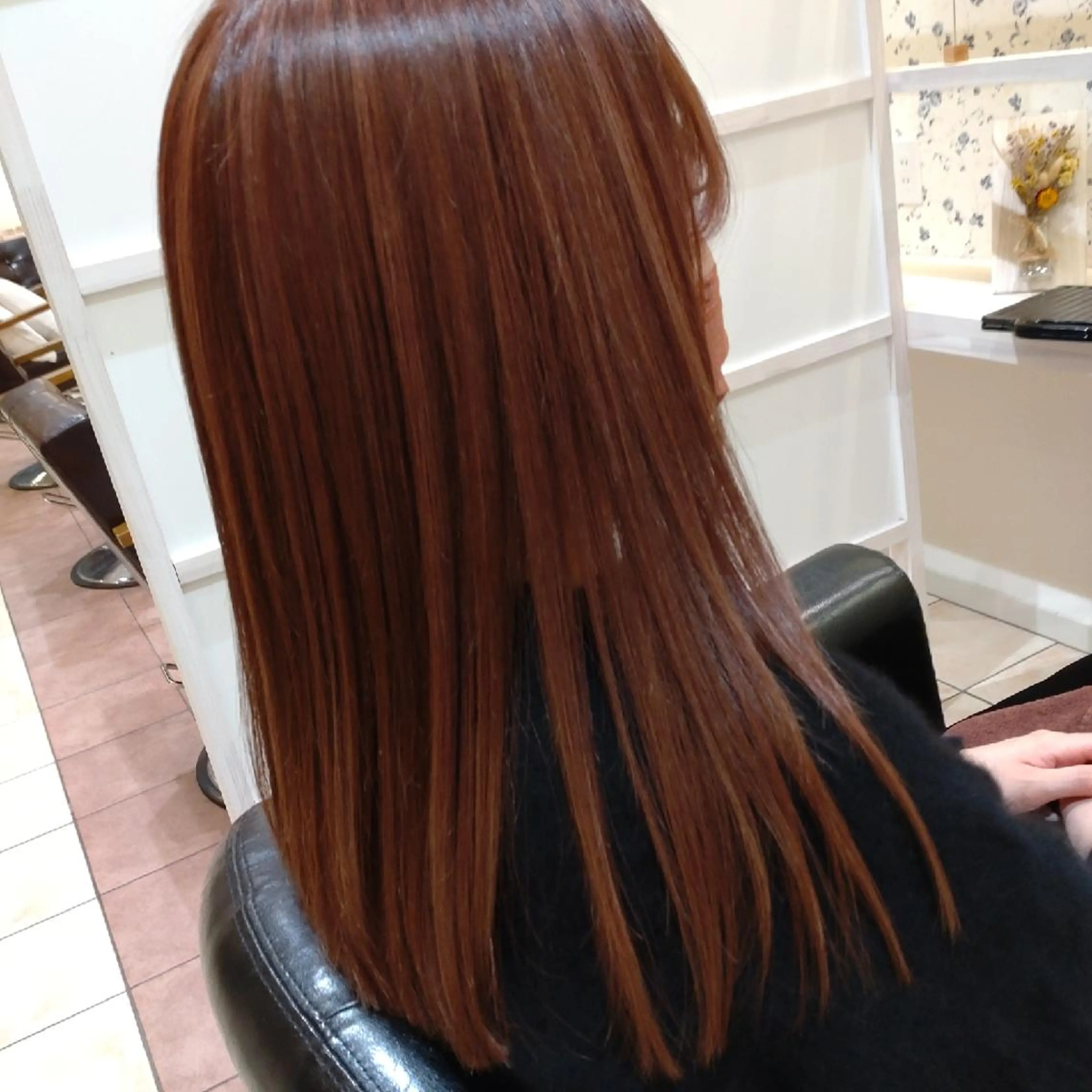 ロング カラー 大槻 百合子のヘアスタイル