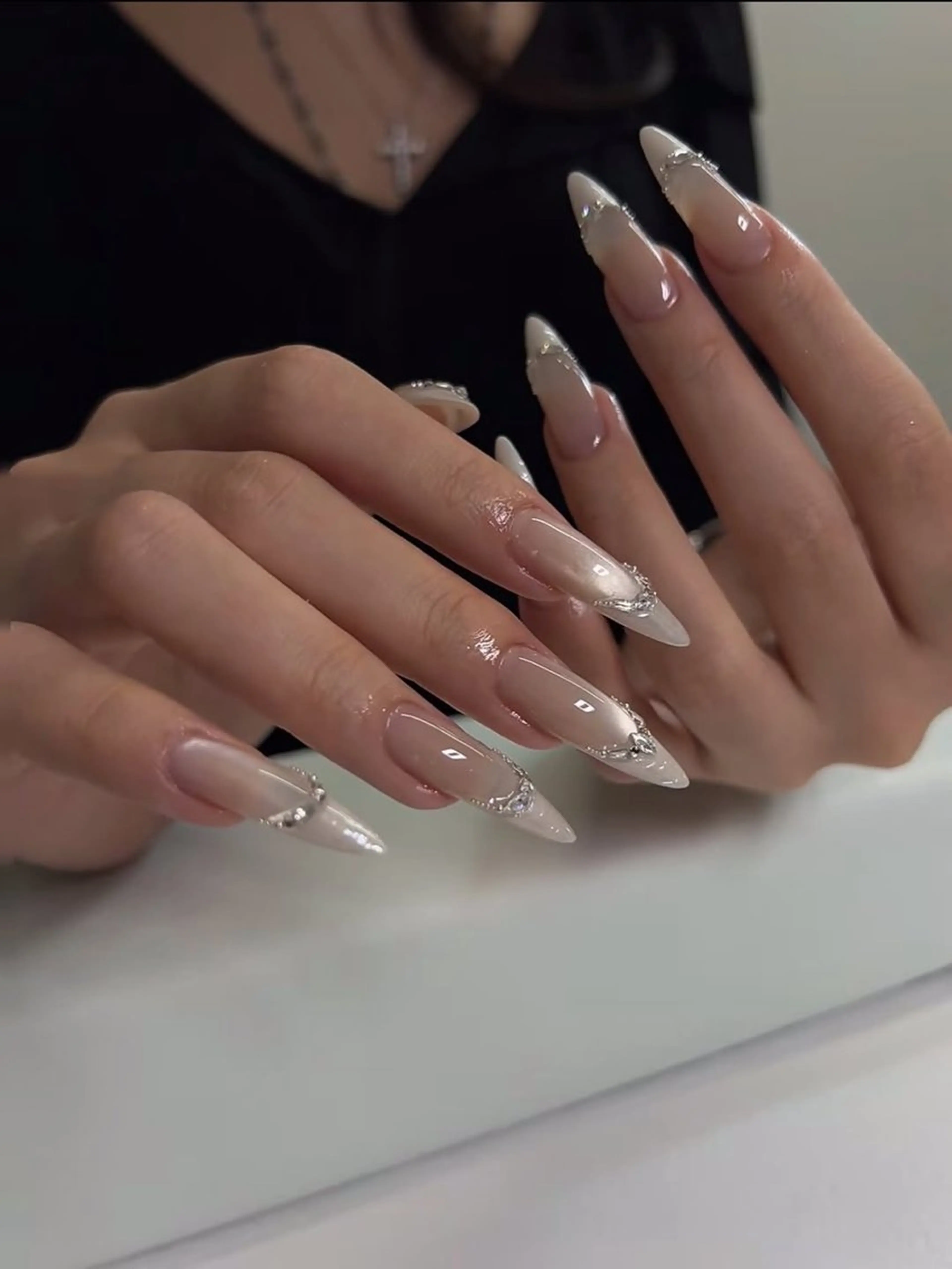 ネイル 韓国ネイル ハンドネイル NOÉRA NAIL & BEAUTY所属・ゆい ノエラネイルのネイルデザイン