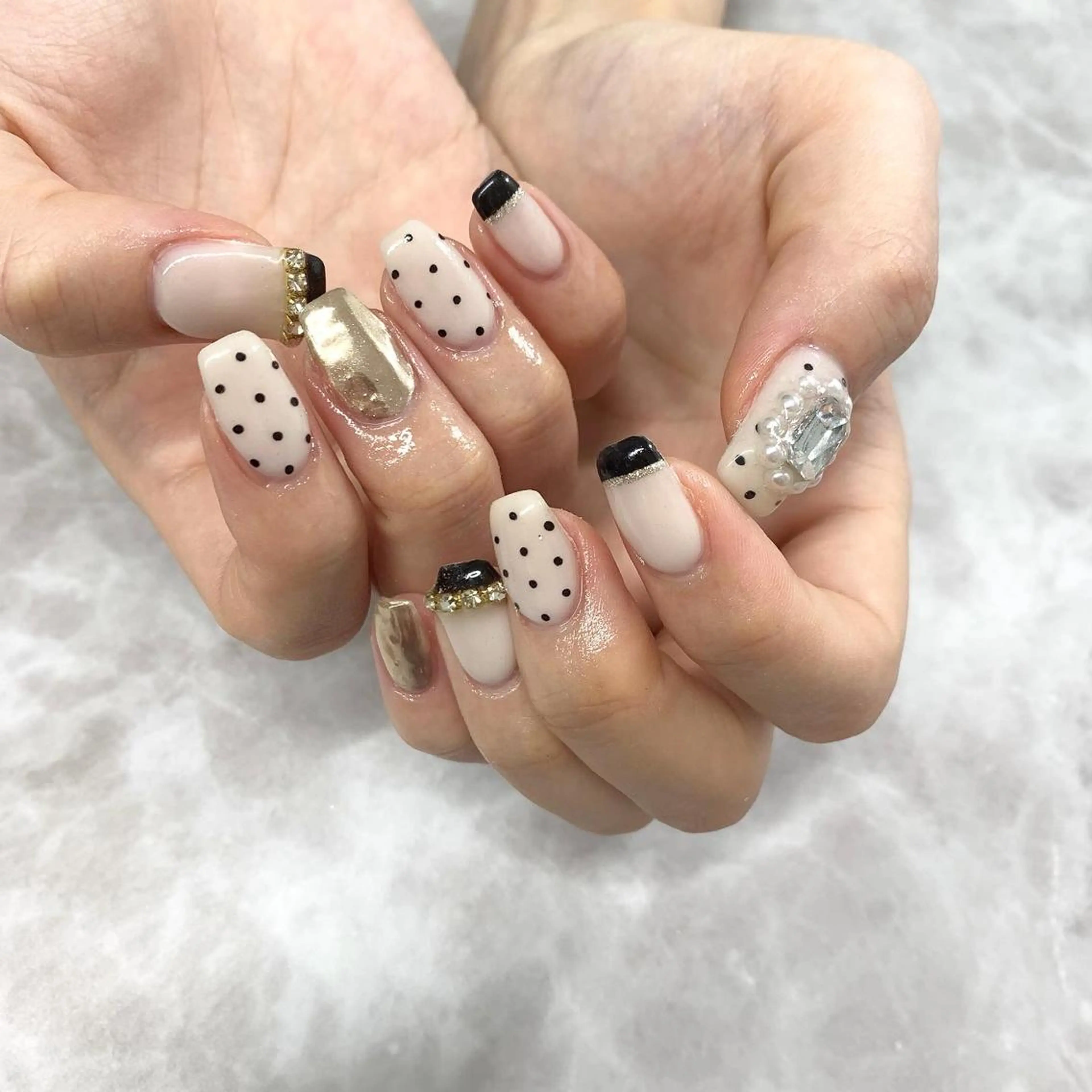 カラー ネイル アイブロウ アートネイル 春ネイル pu muのネイルデザイン