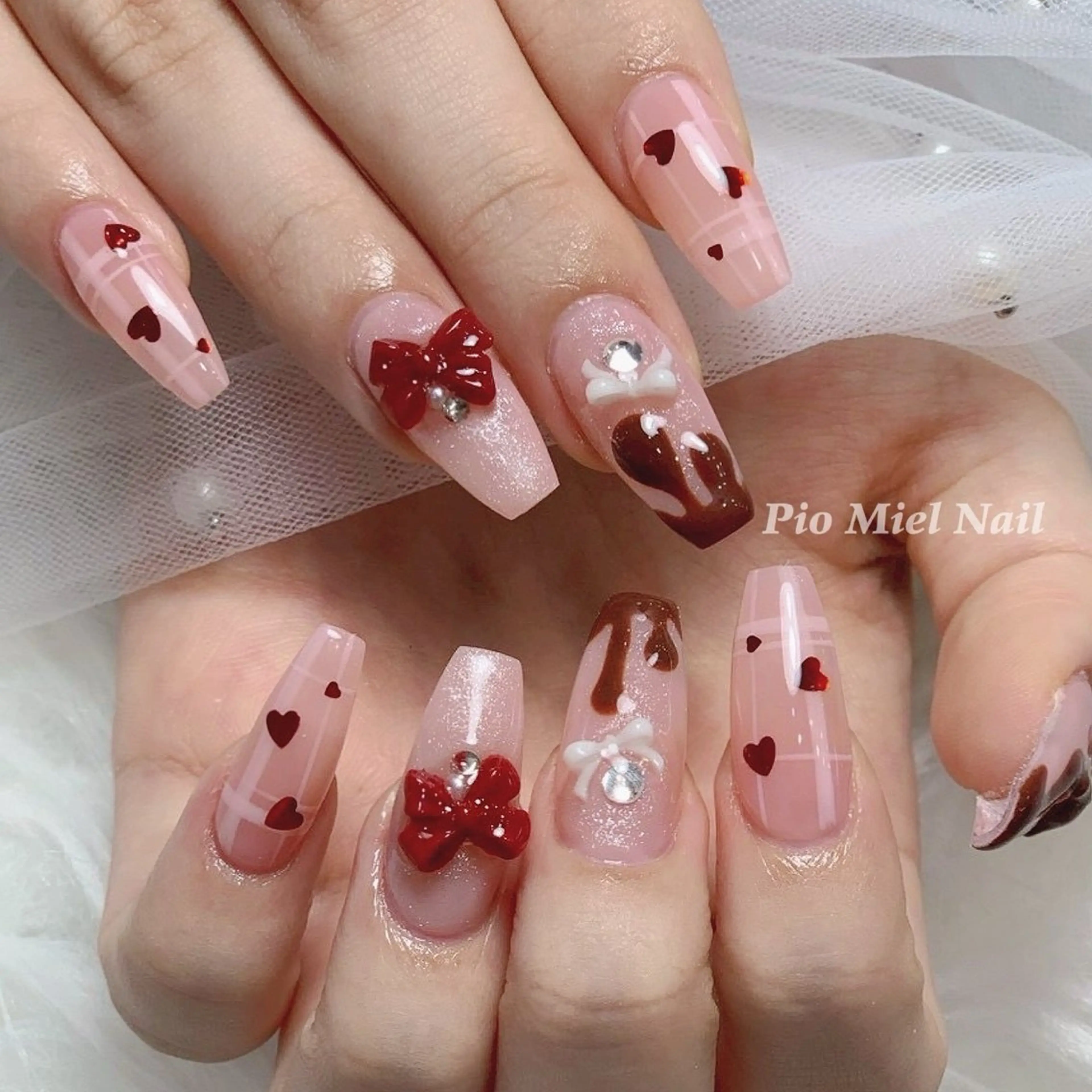 ネイル ハンドネイル HANA 長さだしのネイルデザイン