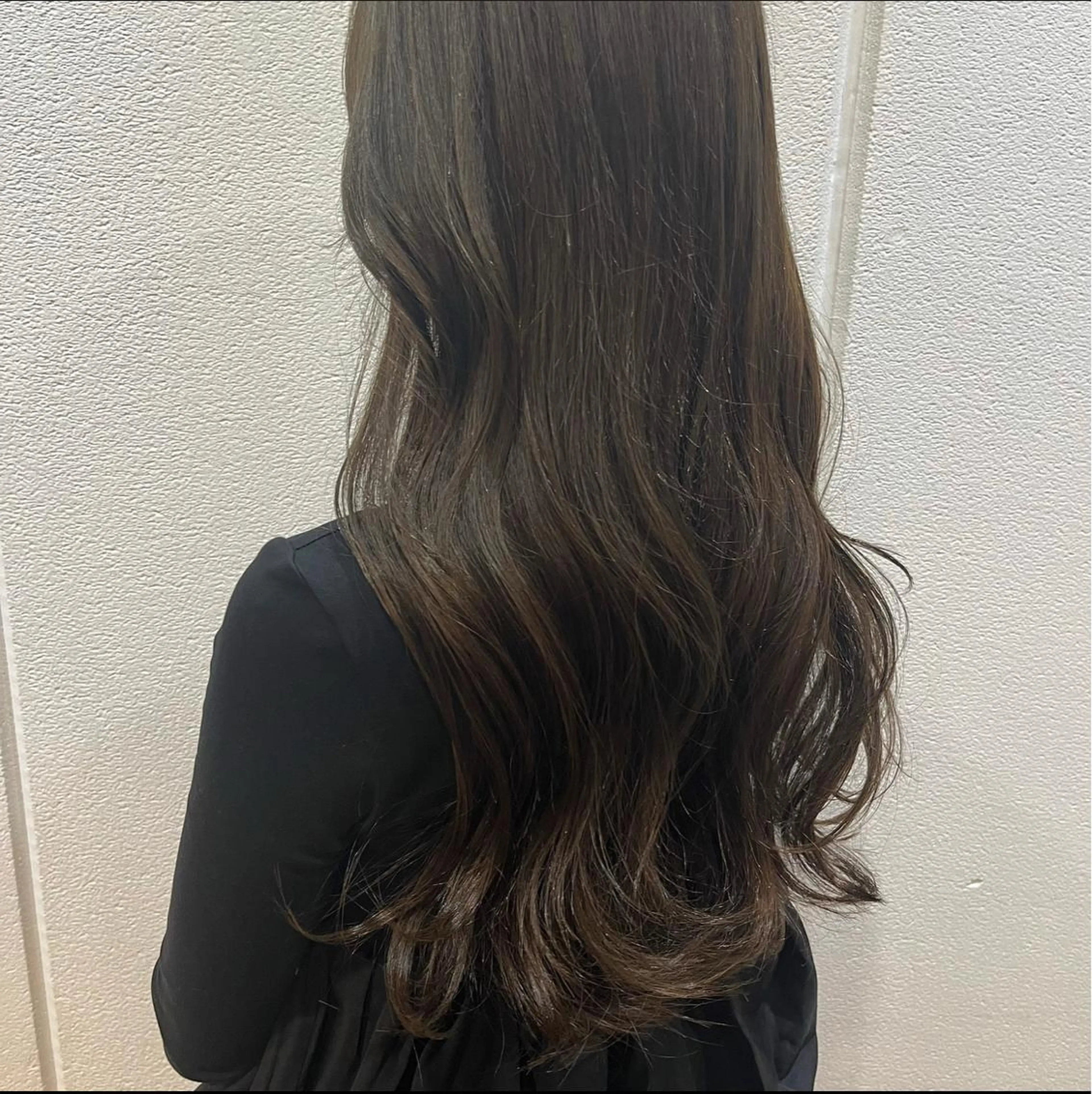 ロング カラー Lolonois梅田 /Okazaki:)のヘアスタイル