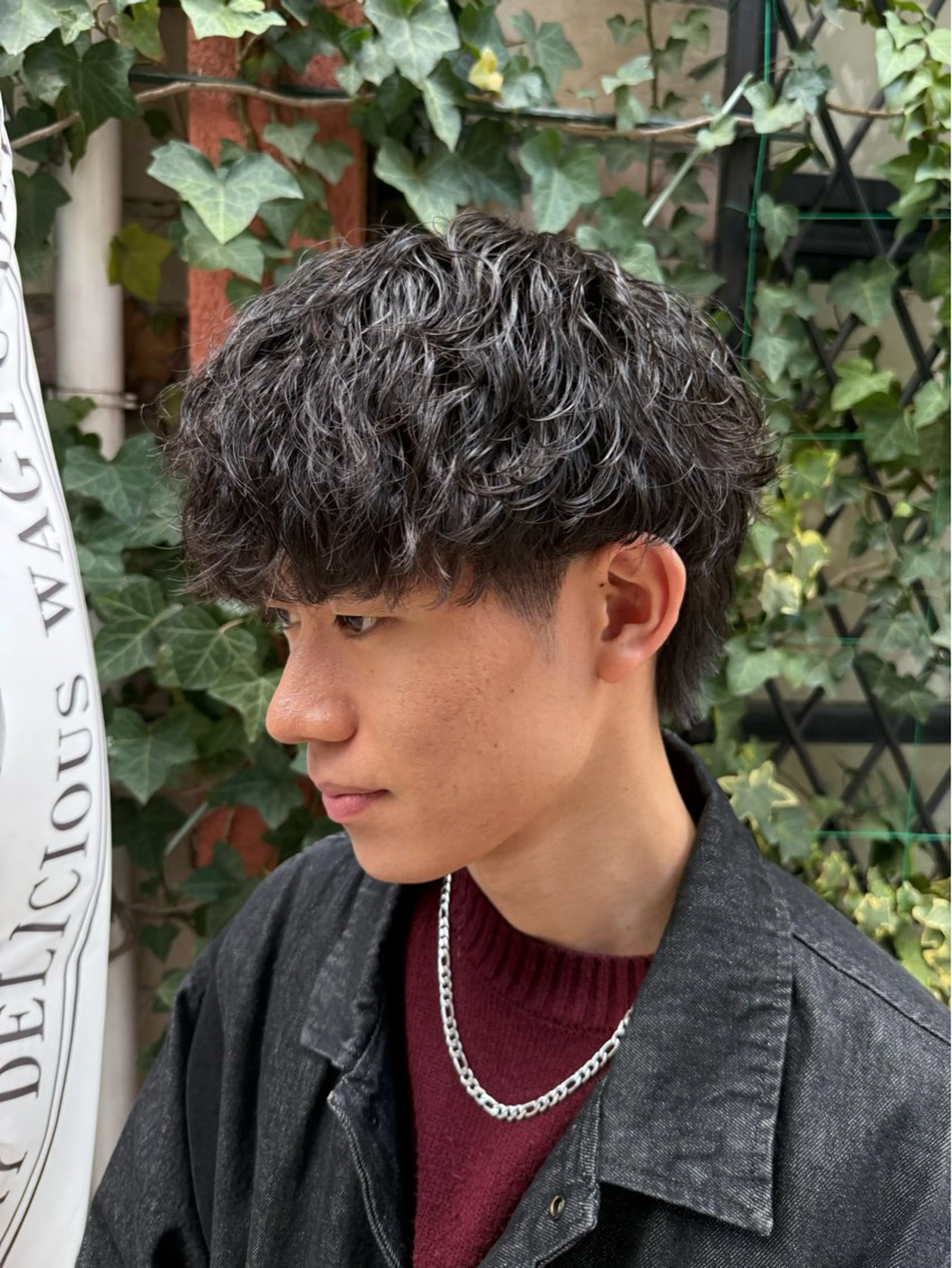 ショート パーマ メンズ 溝口 槙里也のヘアスタイル