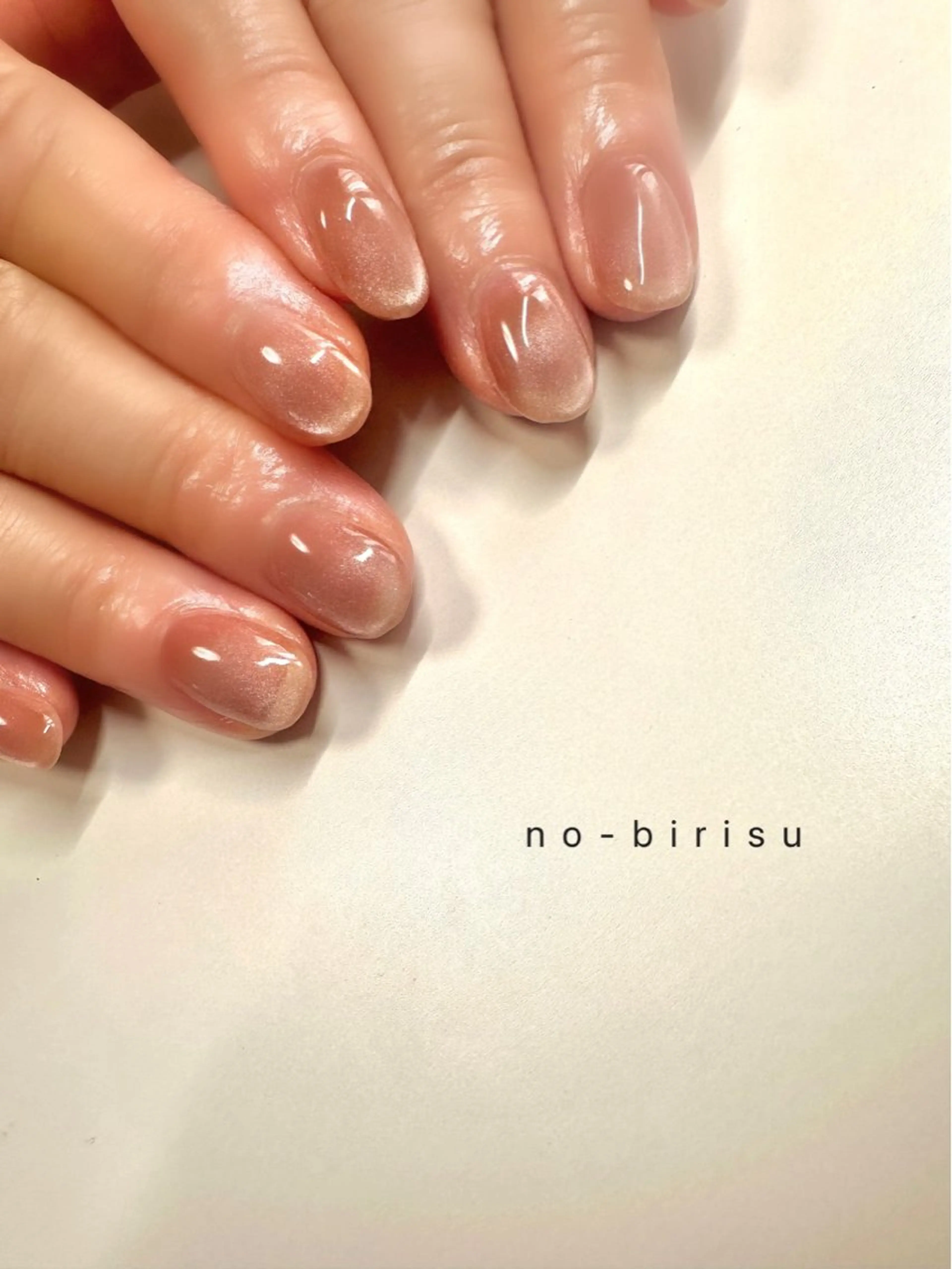 ネイル マグネットネイル ハンドネイル no-birisu nailのネイルデザイン