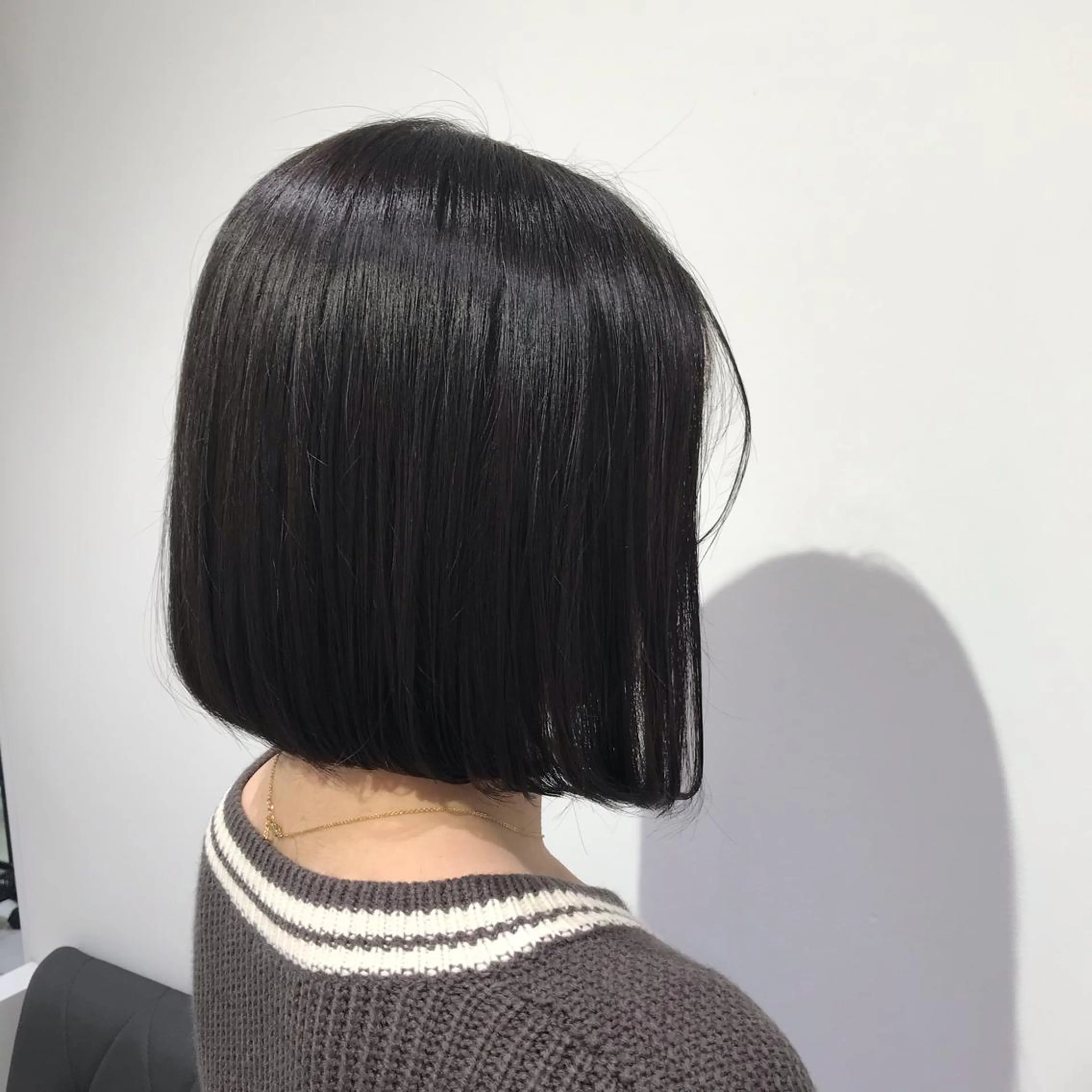 ショート 前下がりボブ ボブ カット トリートメント 【暖色カラー特化】 中山由梨のヘアスタイル