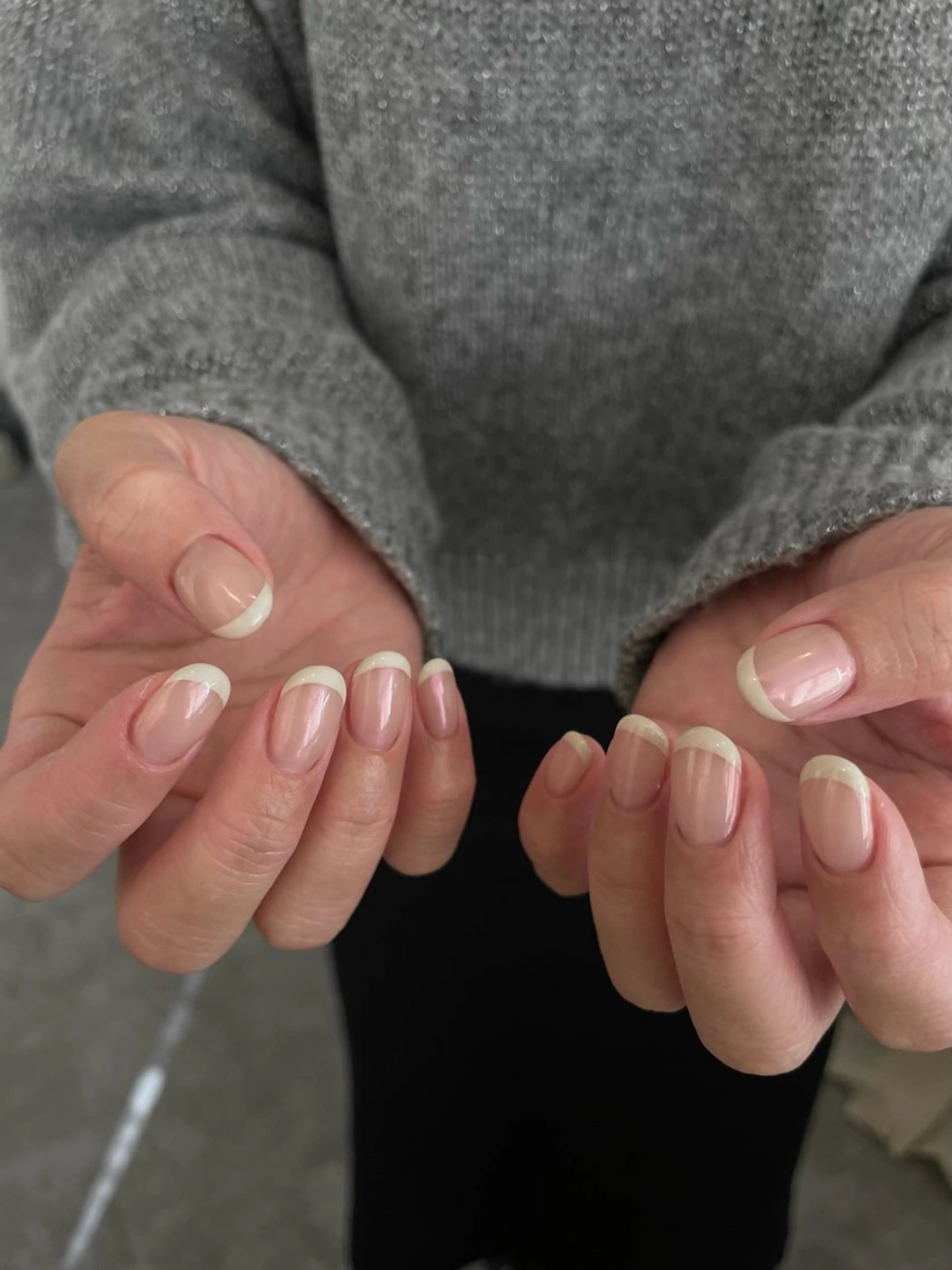 ネイル オーロラネイル ハンドネイル roof nailのネイルデザイン