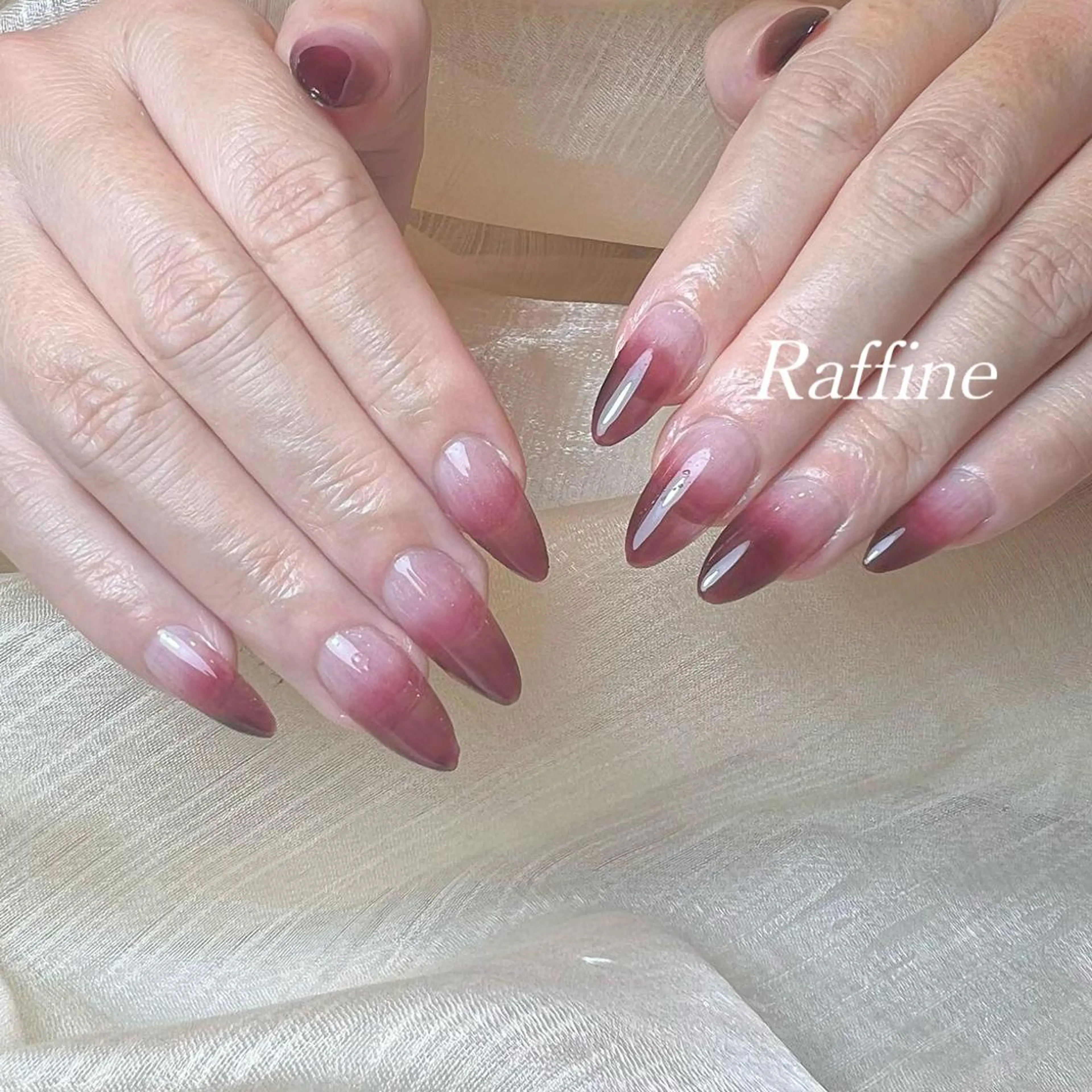 ネイル RAFFINE 月🦋🩵のネイルデザイン