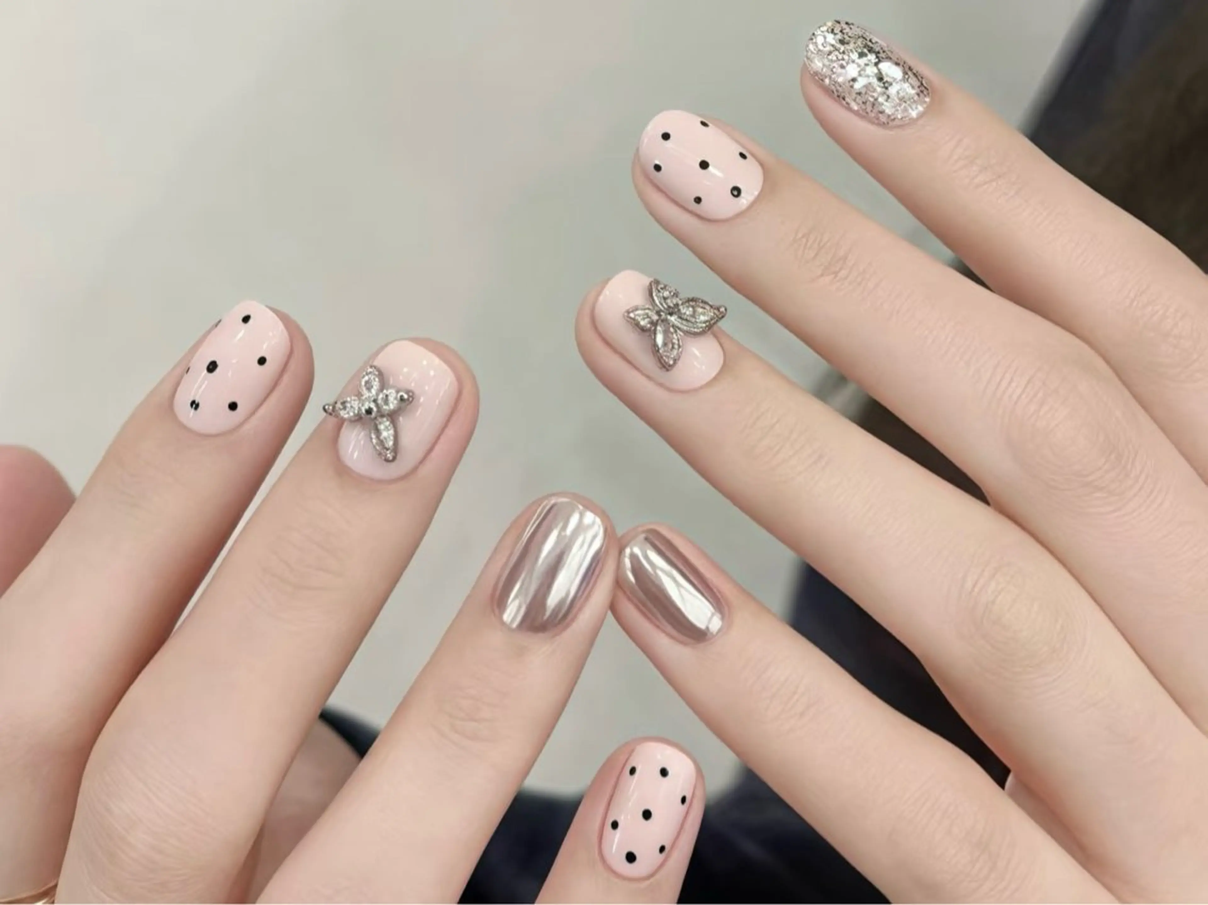 ネイル シンプルネイル seventeen  nail所属・S nailのネイルデザイン