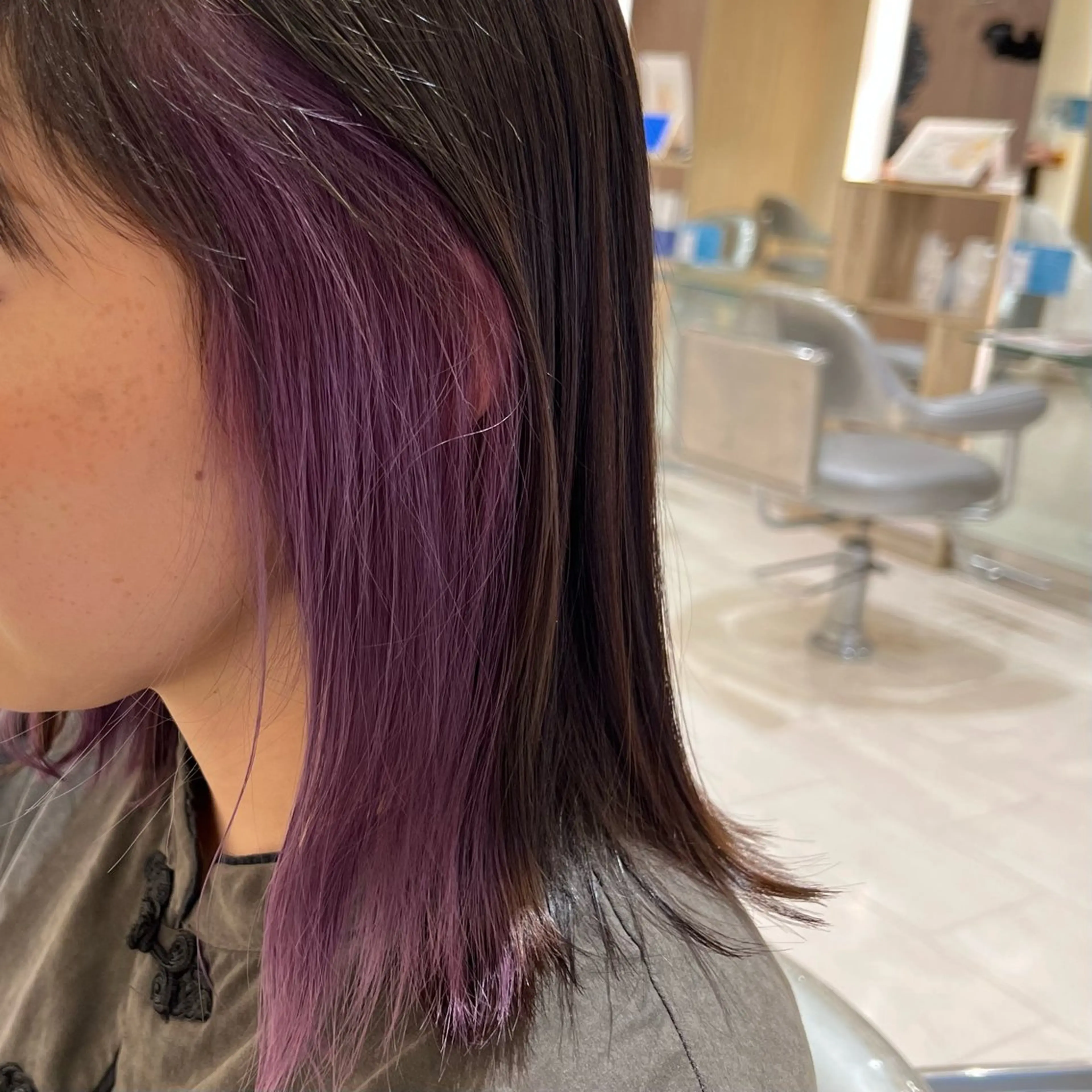 カラー 久永 菫のヘアスタイル