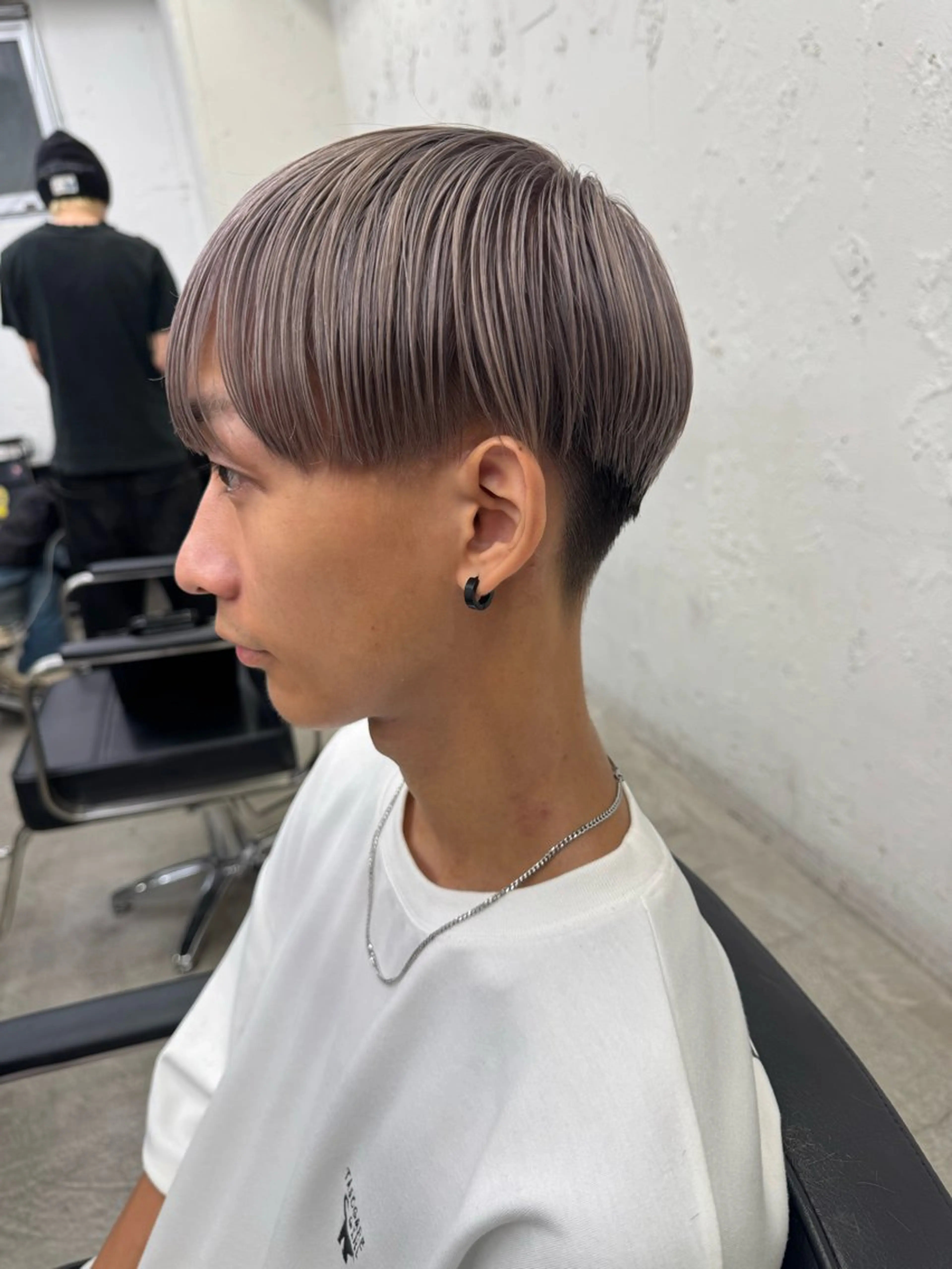 ショート カラー メンズ メンズブリーチ ブリーチ ダブルカラー カット ヘアカラー トリートメント Hair salon f所属・💈メンズ特化💈 TASUKUのヘアスタイル