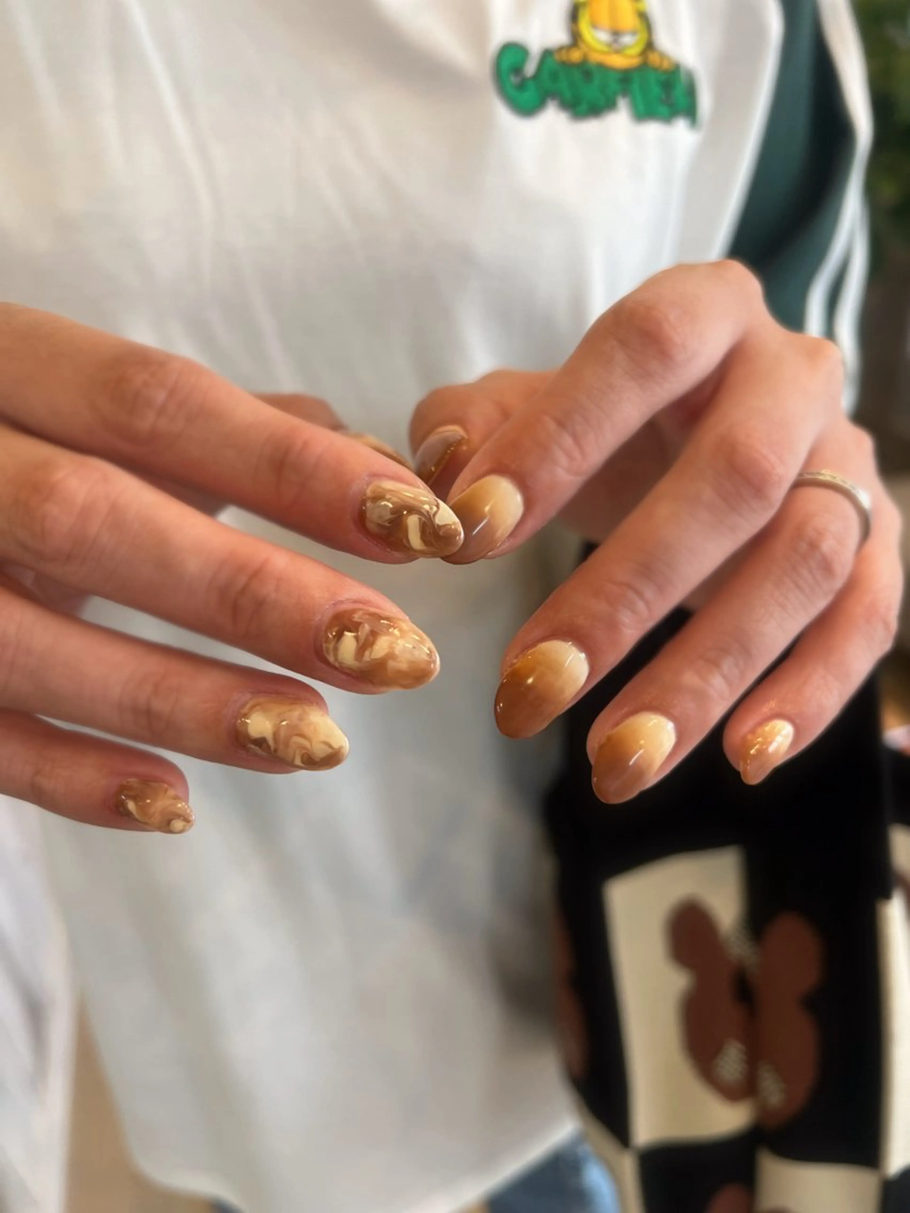 ミディアム Atelier  nail所属・︎ ユイナのネイルデザイン