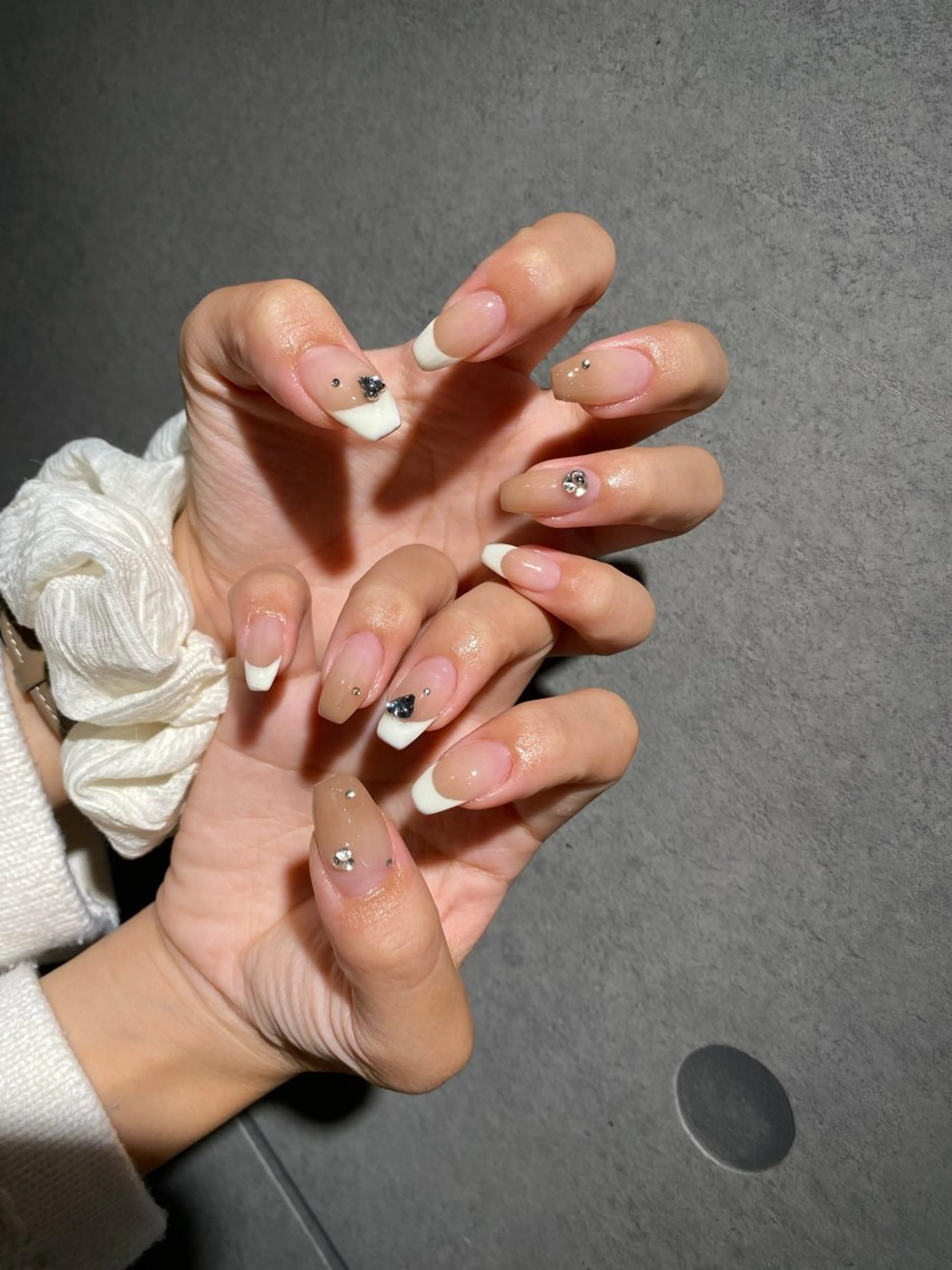 ネイル I-nailロング /ワンホン/キラキラのネイルデザイン