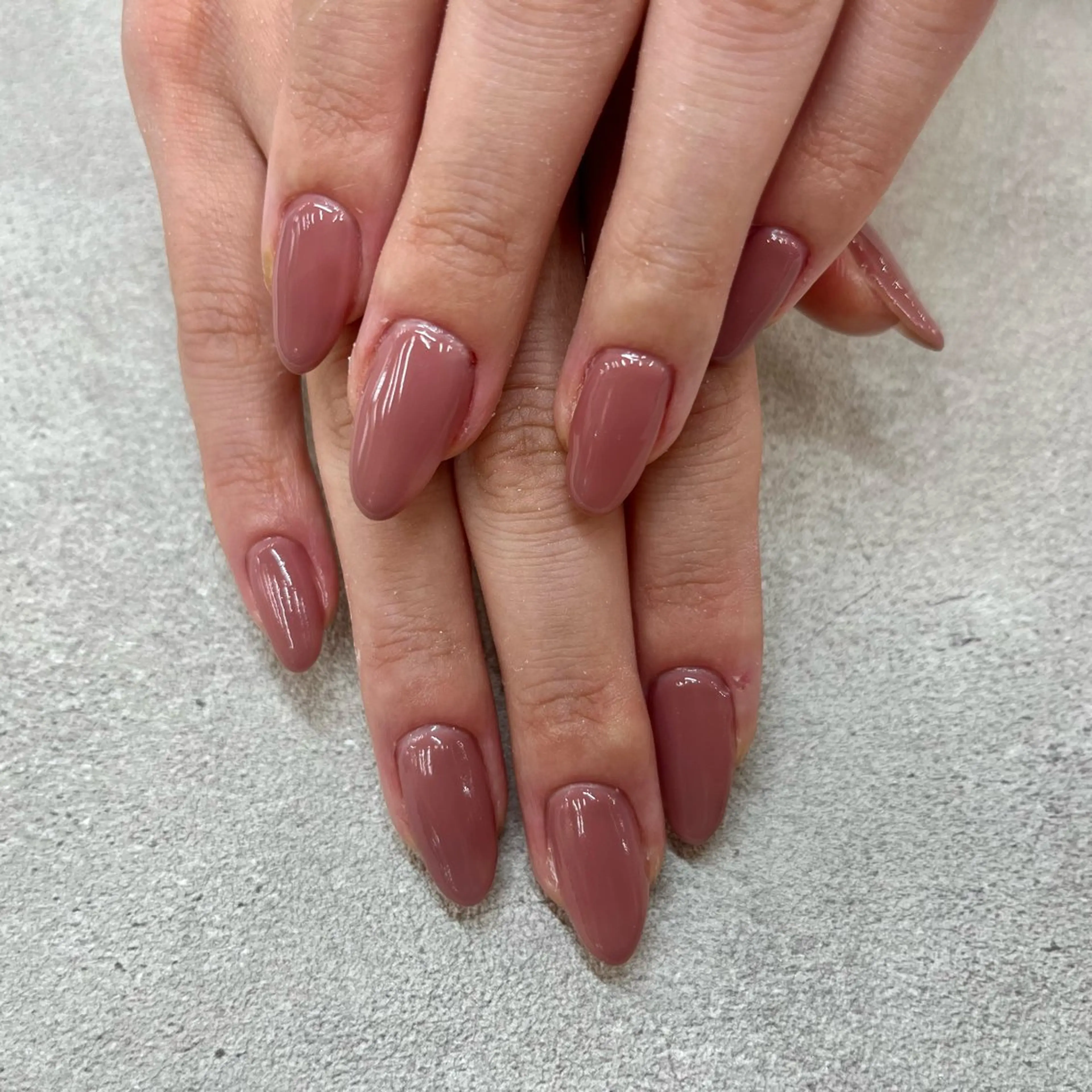 ネイル ワンカラーネイル MAXKELLY YUIのネイルデザイン