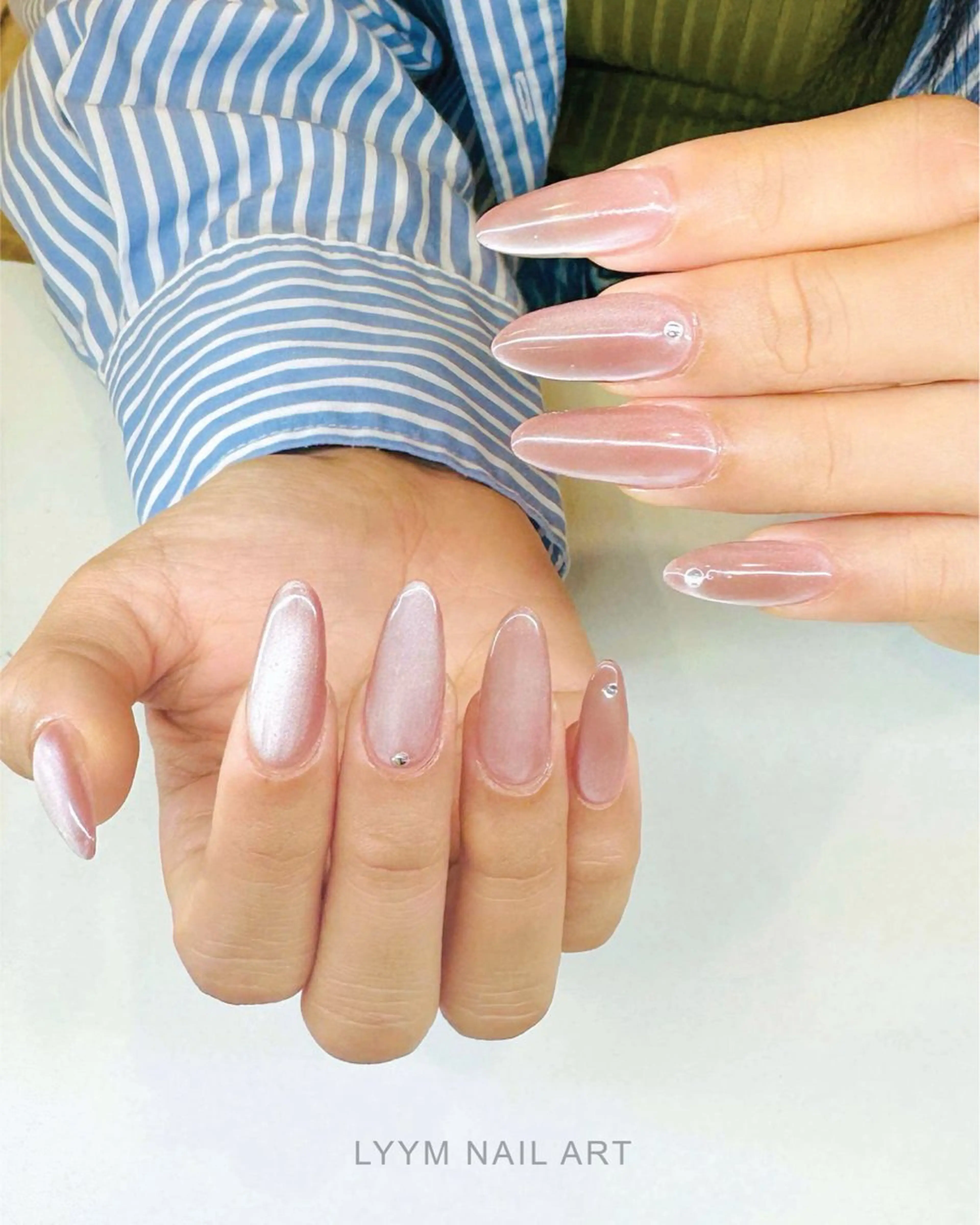 ネイル 韓国ネイル オフィスネイル シンプルネイル ストーンネイル LYYM Salonのネイルデザイン