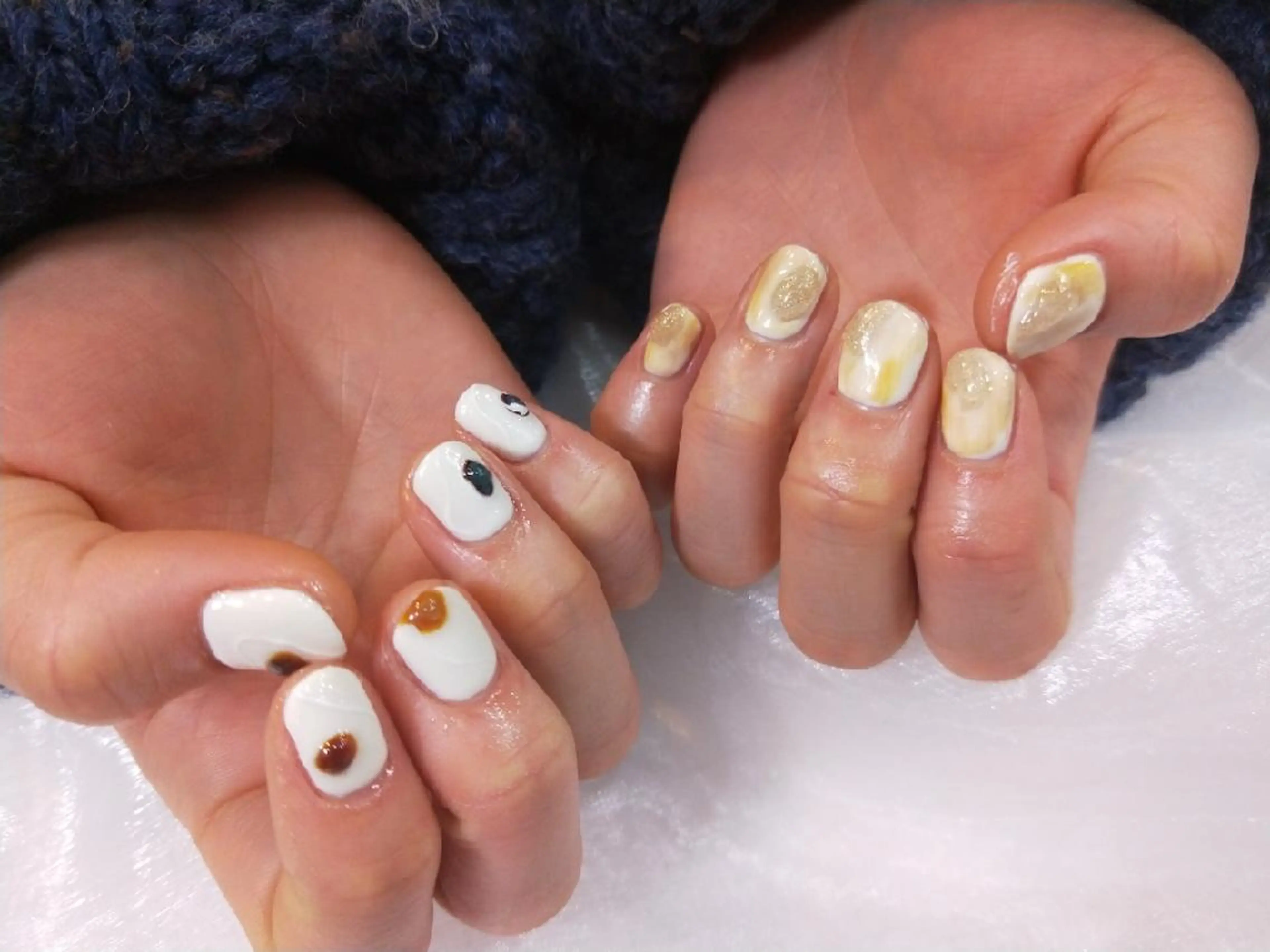 ネイル ハンドネイル ハンドケア R'well所属・はばすみれ🎀ﾈｲﾙ 光ﾌｪｲｼｬﾙ ﾍｱのネイルデザイン