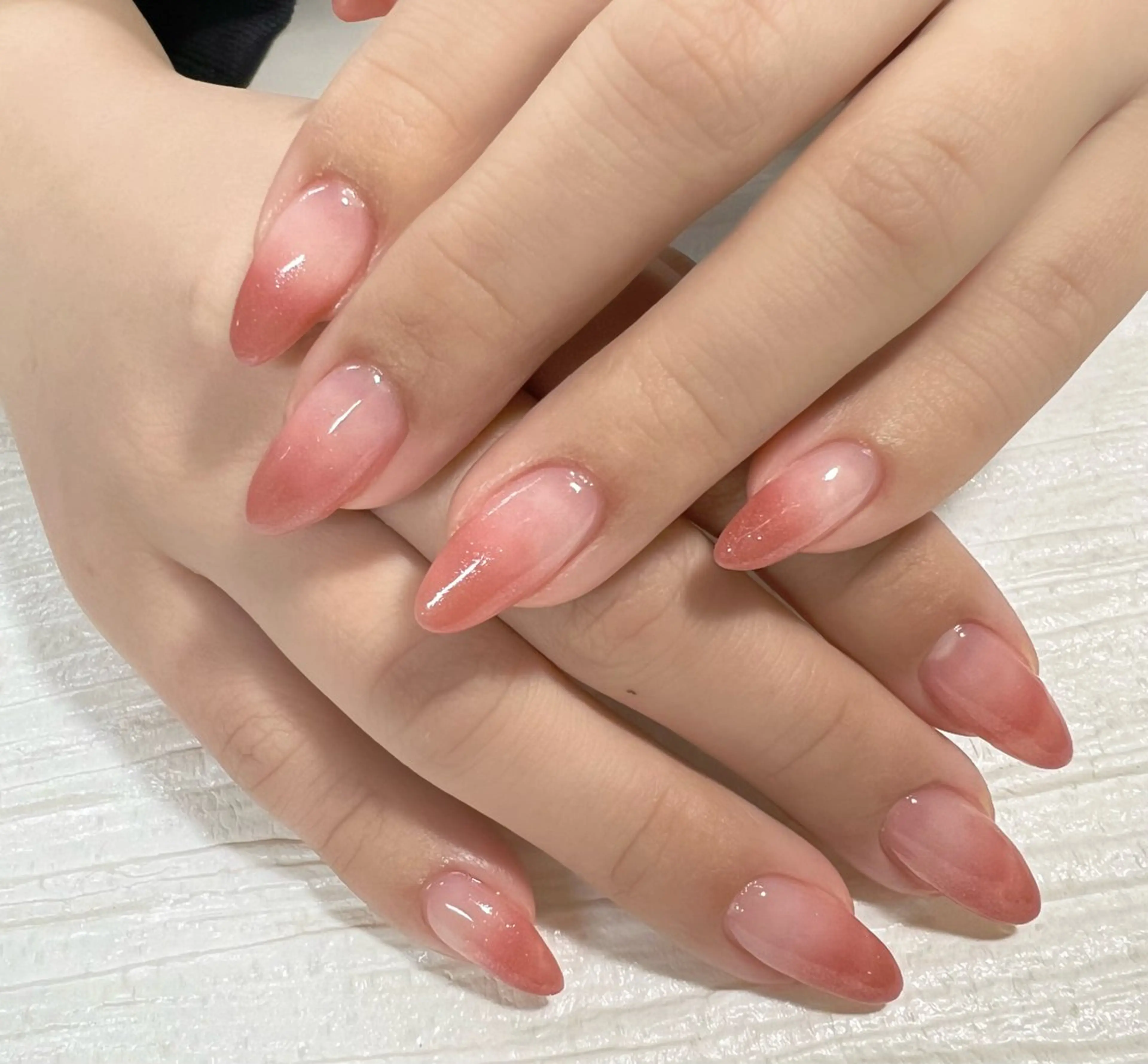 ネイル グラデーション ラメ(グリッター) 春ネイル キャンアイドレッシー博多店所属・キャンアイ ドレッシーのネイルデザイン