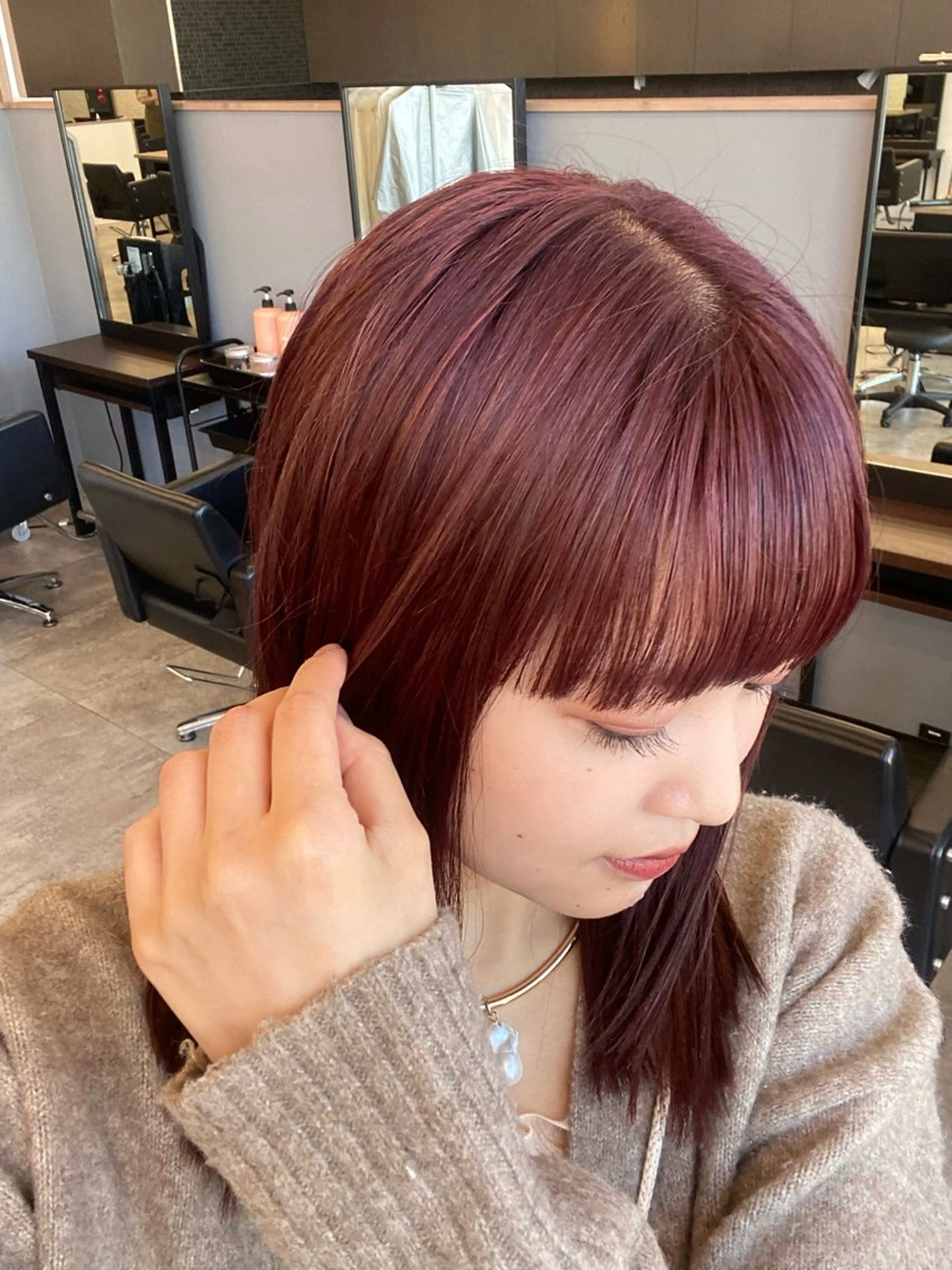 ミディアム カラー ピンクカラー shiori/暖色/ レイヤー/似合わせのヘアスタイル