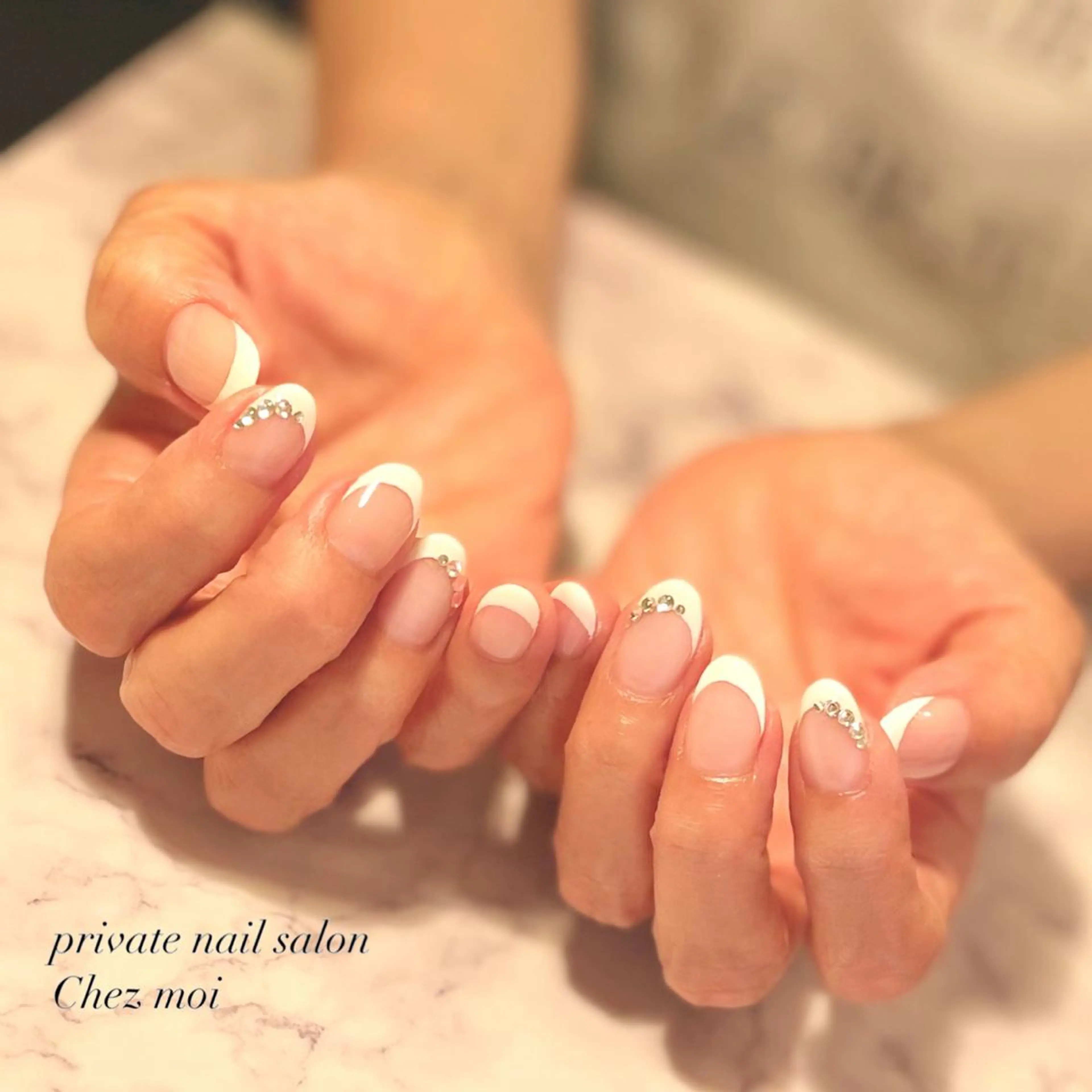 ネイル フレンチネイル KOMINE TOMOKOのネイルデザイン