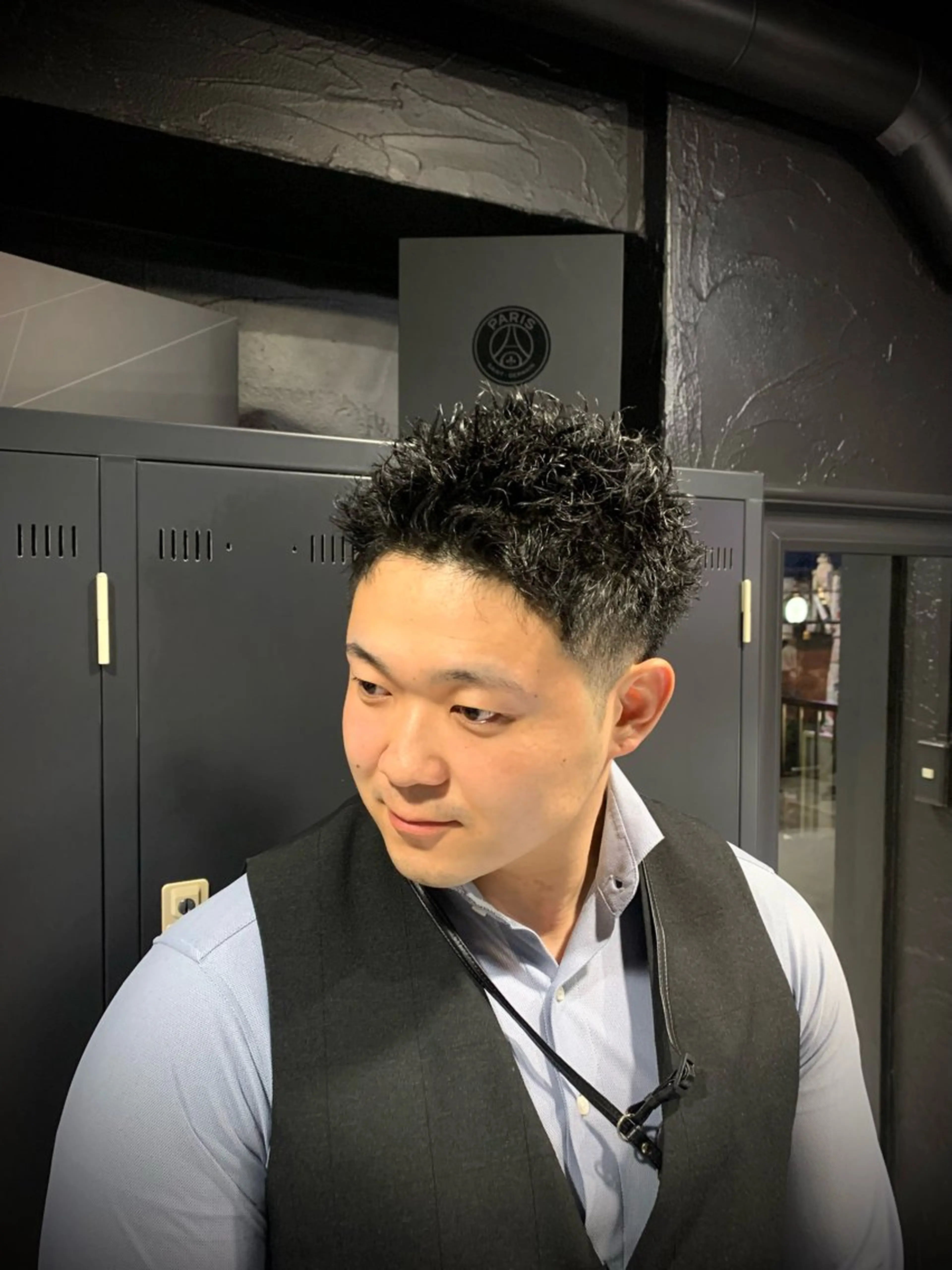 ショート メンズ ショートヘア カット パーマ トリートメント ヘアセット メンズパーマ/難波/ 心斎橋　室園亮佑のヘアスタイル