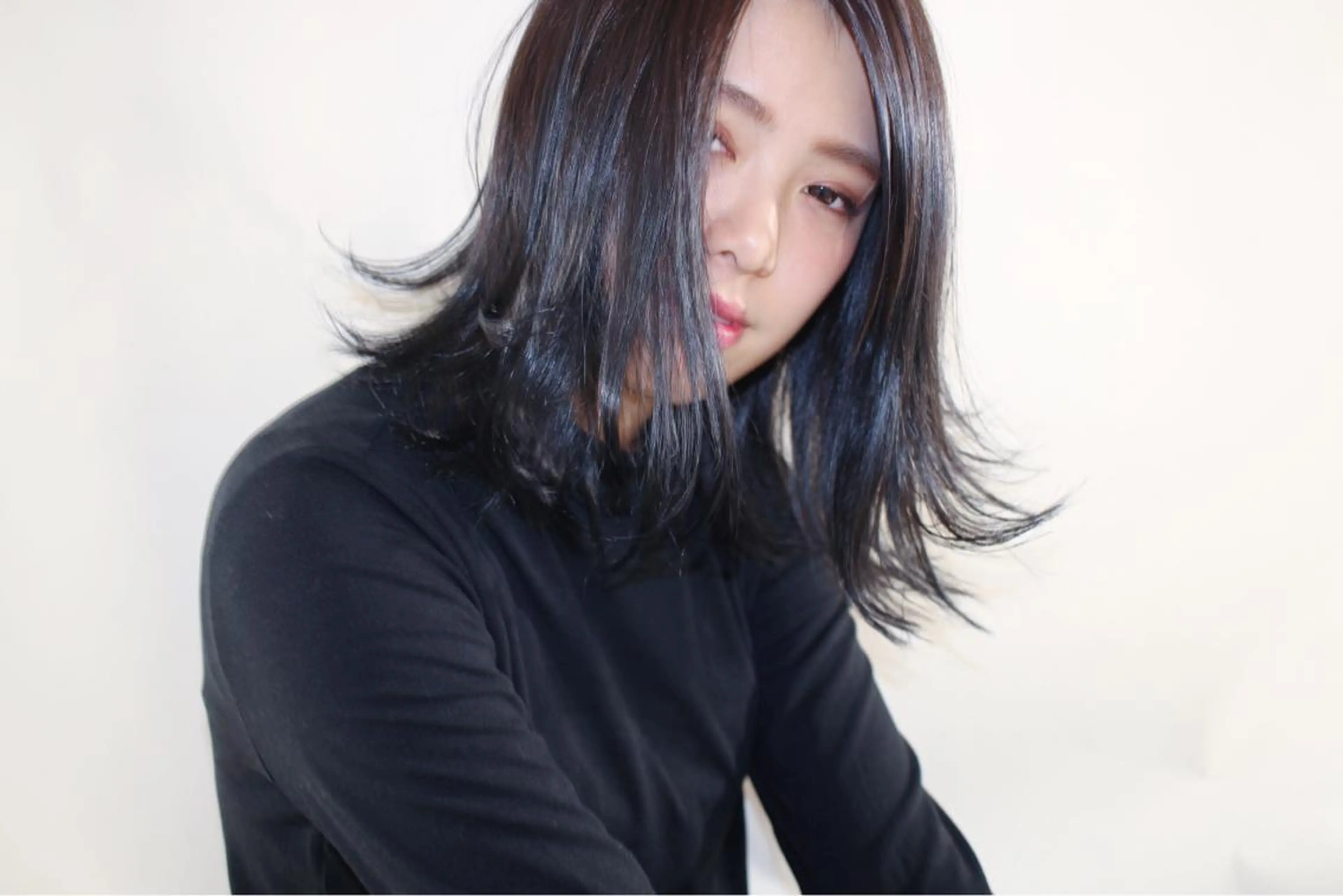 ミディアム カラー ブルーカラー ブルーグレー BOB🌟ハイトーン /ブリーチ/TAKUのヘアスタイル