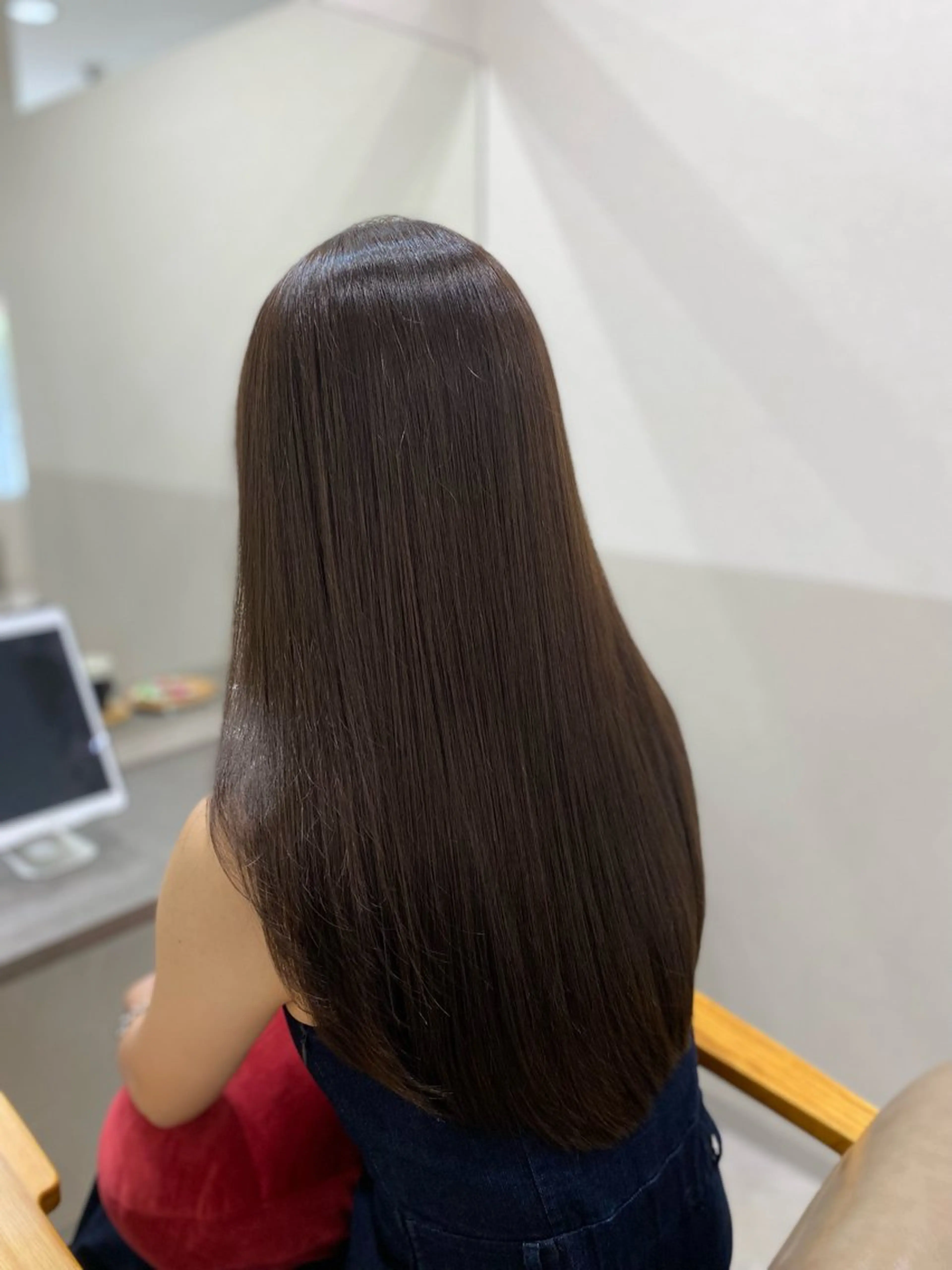 カラー 水瀬 咲夏のヘアスタイル