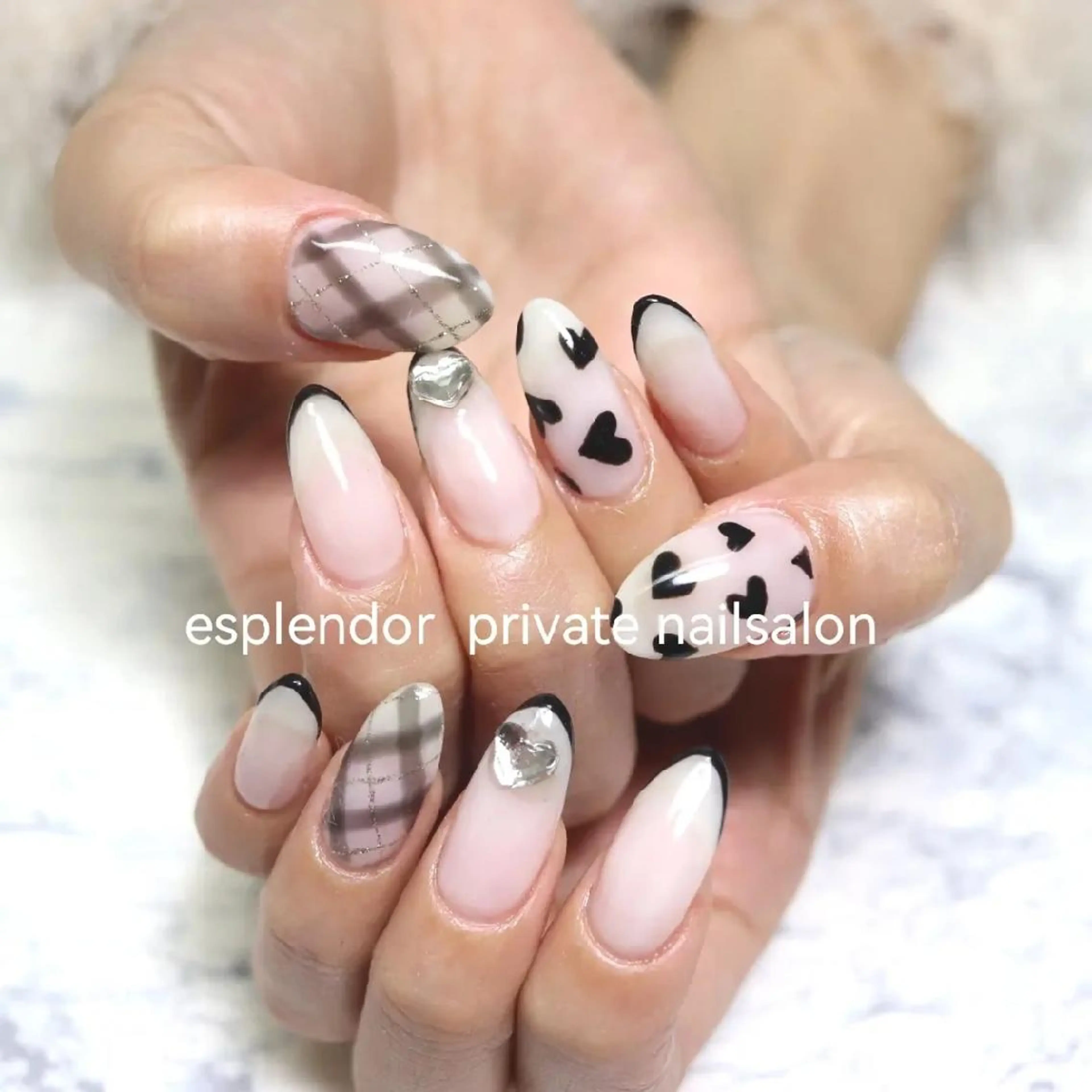 ネイル ハート 持ち込み esplendor  エスプレンドル所属・esplendor  エスプレンドルのネイルデザイン