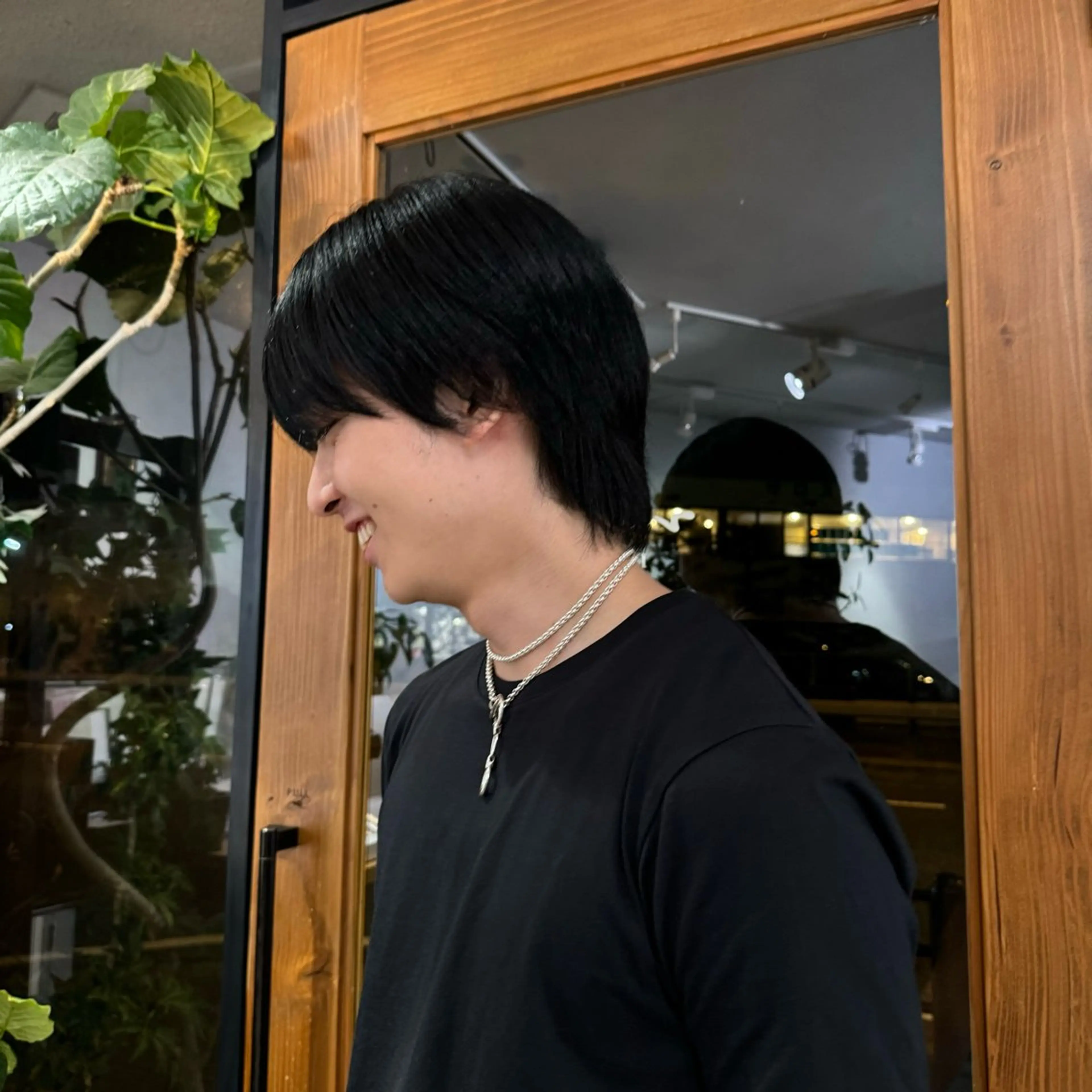 カラー メンズ メンズブリーチ メンズ就活ヘア ブリーチ 縮毛矯正 ヘアカラー 吉田 葉音のヘアスタイル