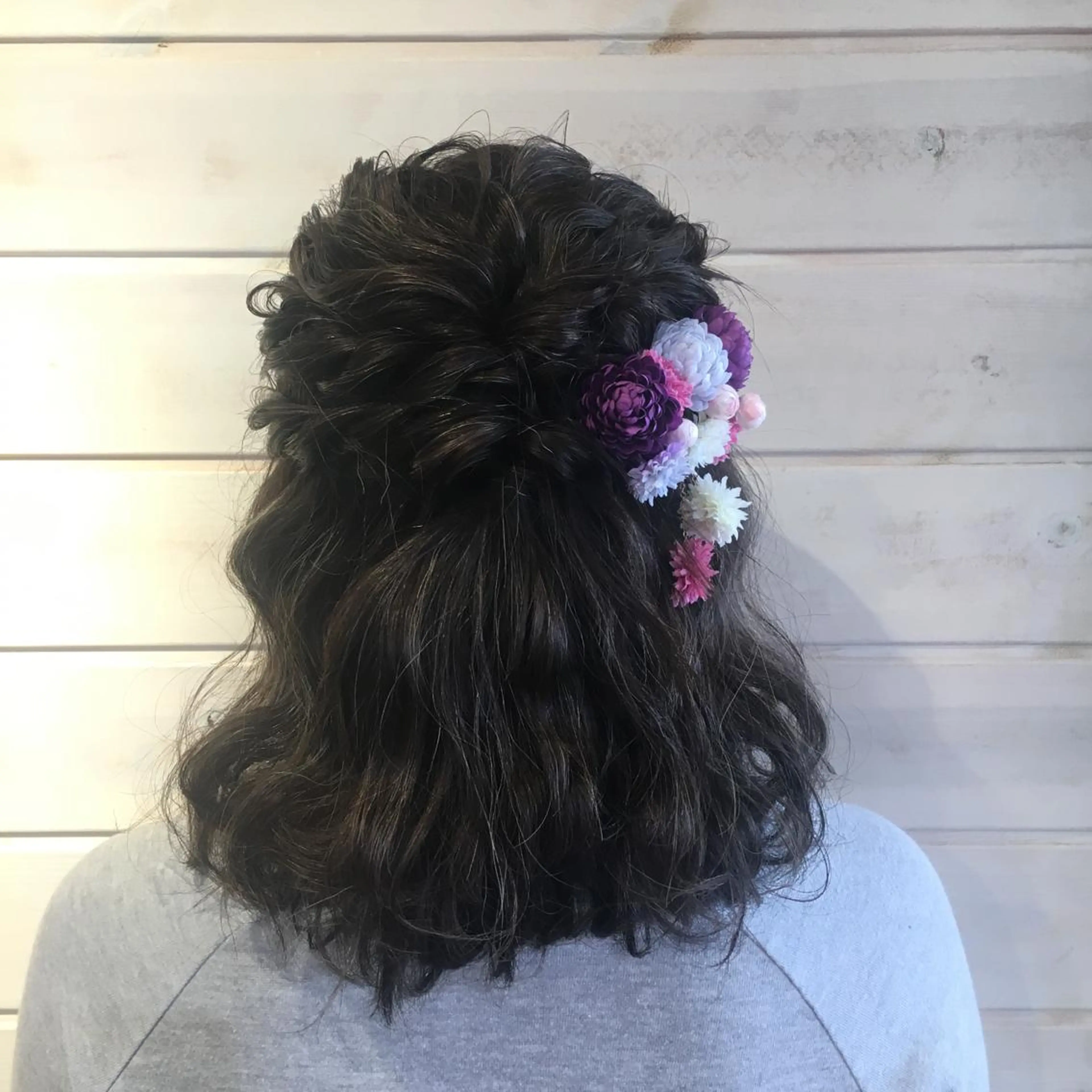 ミディアム ヘアアレンジ 野崎 ひかりのヘアスタイル