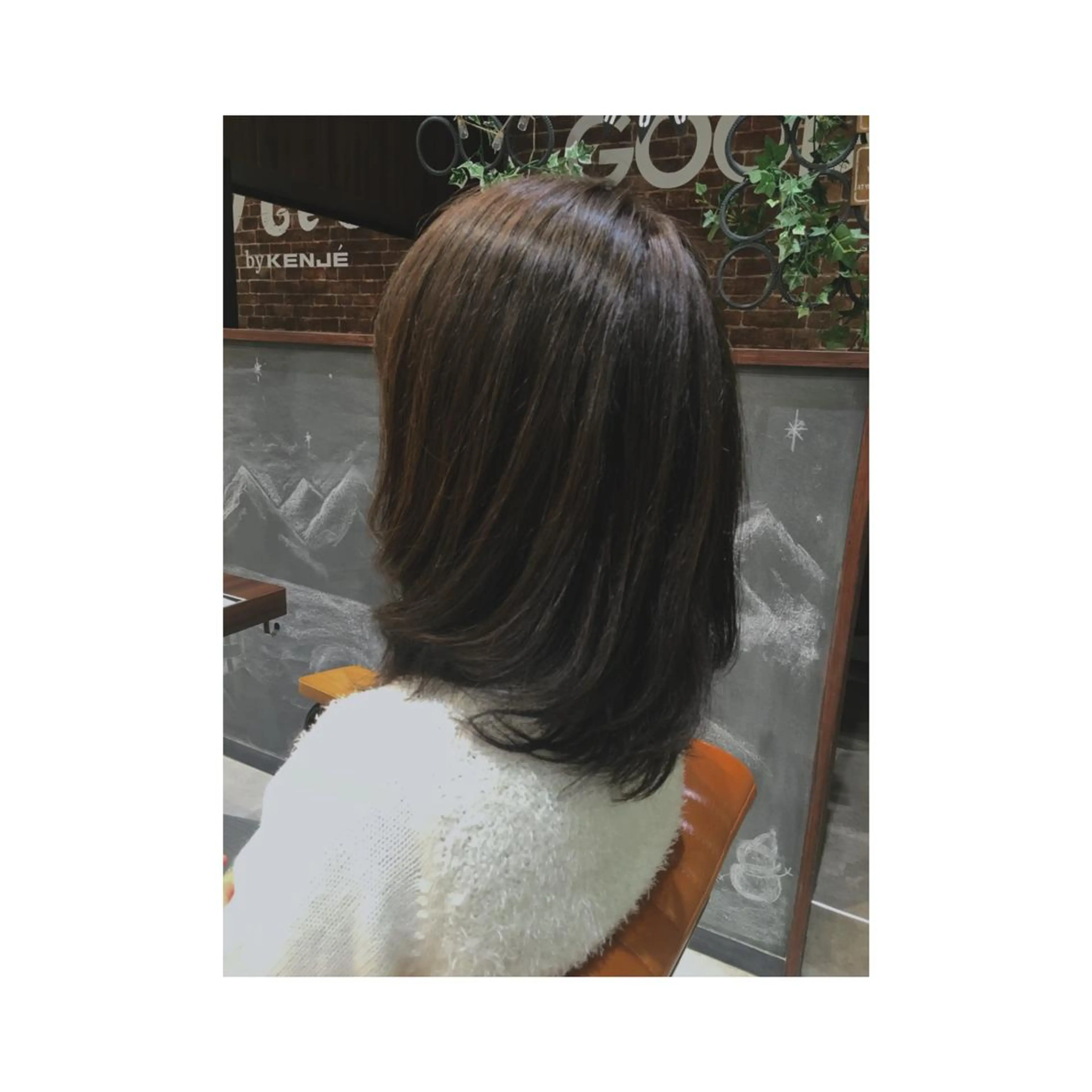 ミディアム アッシュ SAKURA 原宿所属・なかの たくみのヘアスタイル