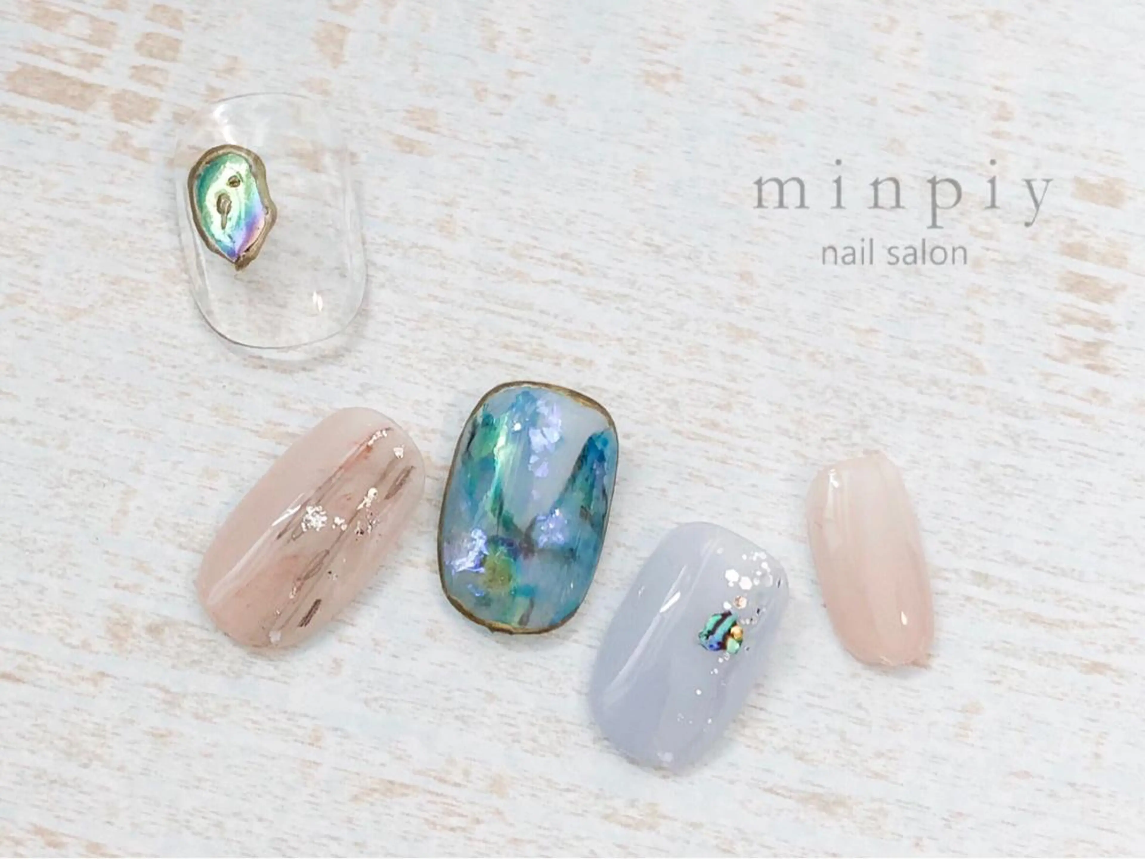 ネイル 𖡼 yumenoのネイルデザイン