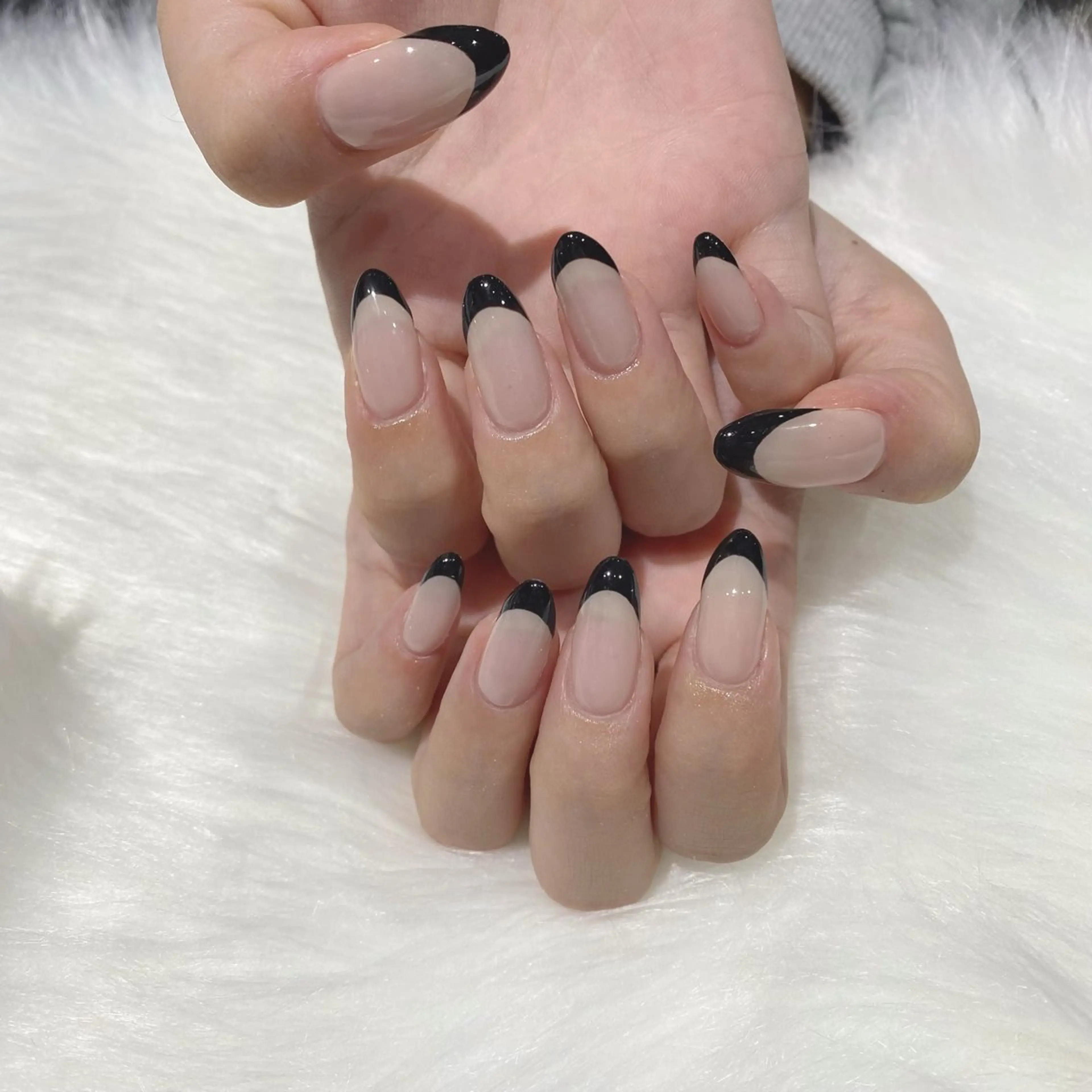 バーチャルフレンチネイル💅オフ無料✨の写真