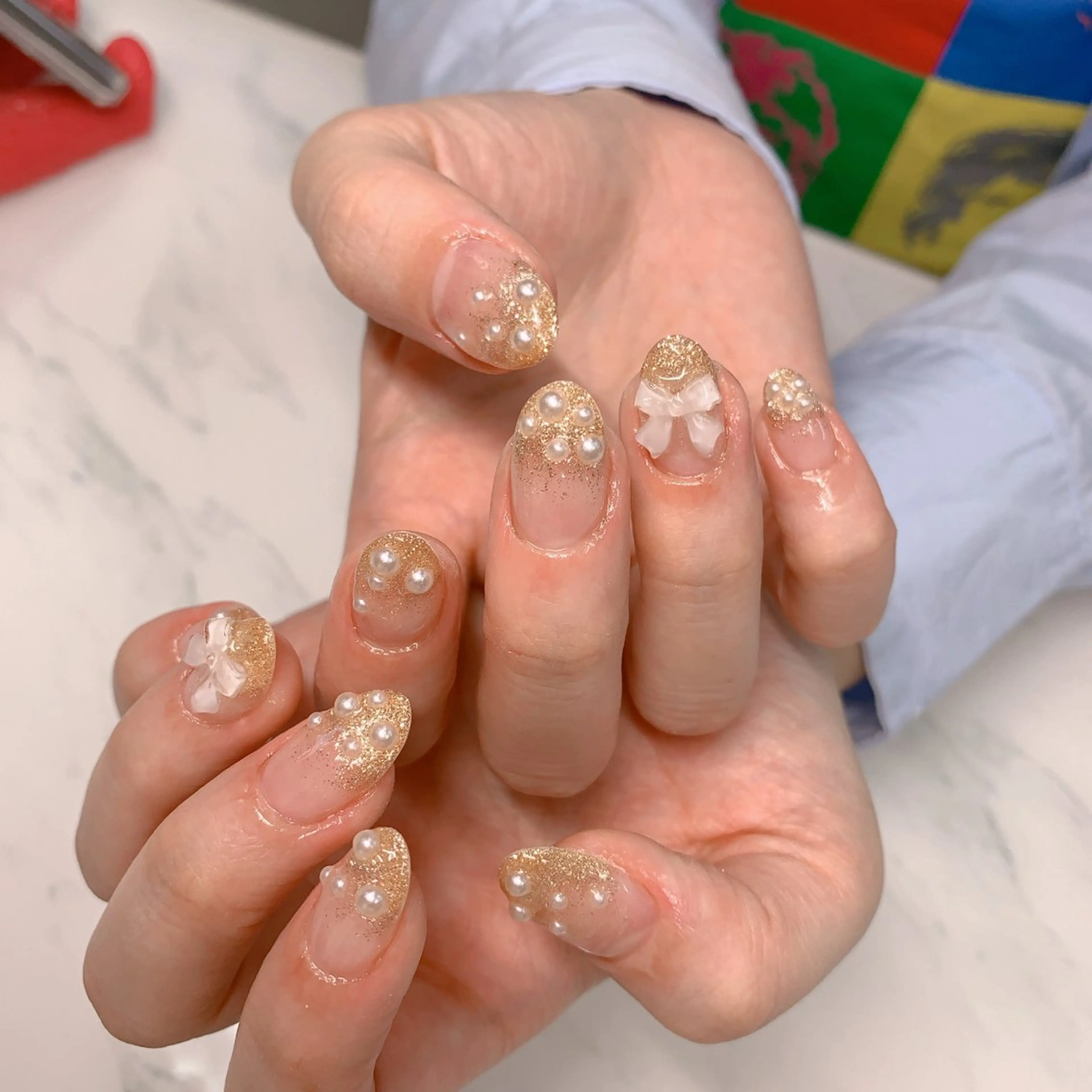 ネイル オーロラネイル 長さ出し フットネイル ジェルネイル キラキラネイル ハンドネイル インフィニティ ネイルサロンのネイルデザイン