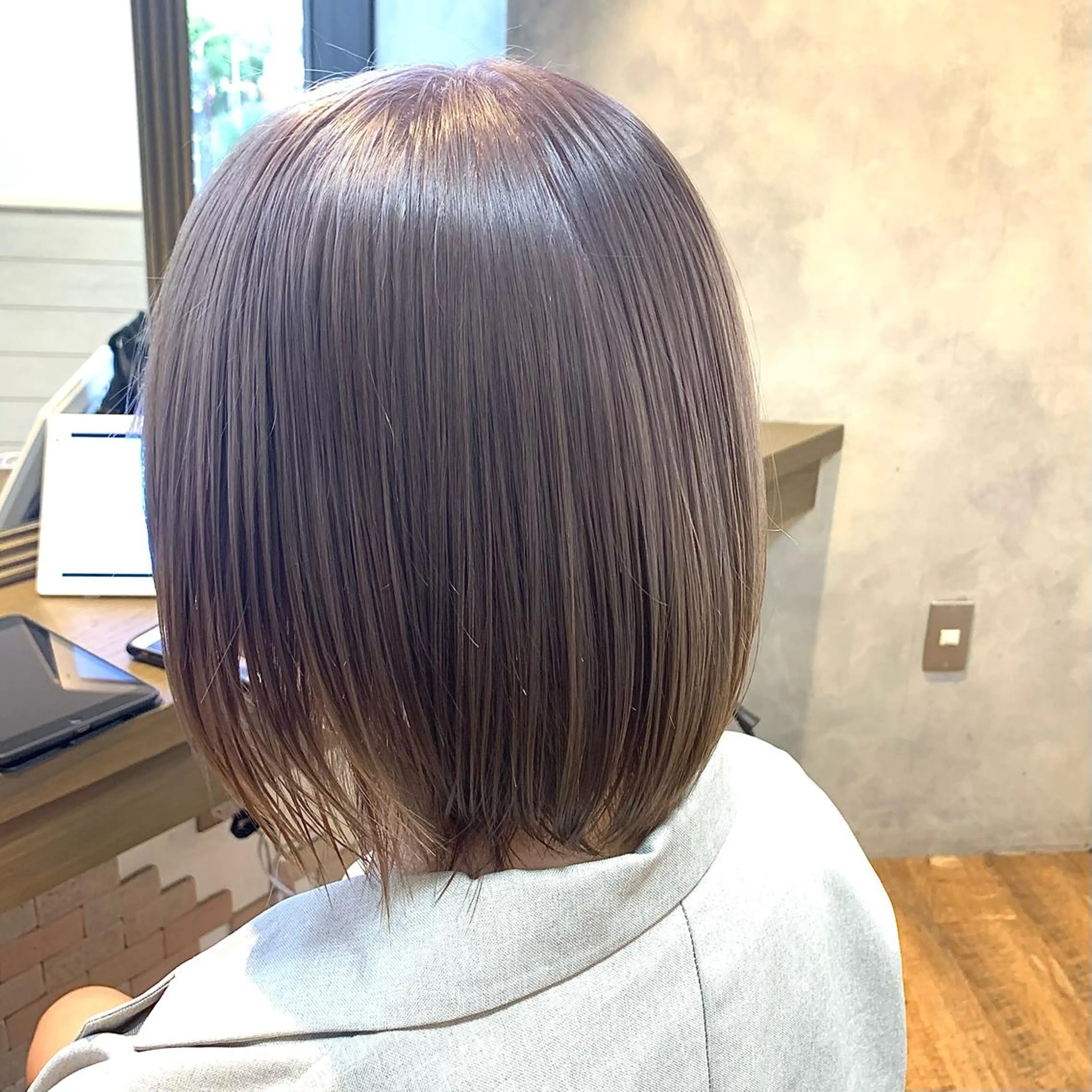 ミディアム カラー ベージュカラー ラベンダーカラー ✨️美髪矯正×似合わ せ艶カラー✨藤田透のヘアスタイル