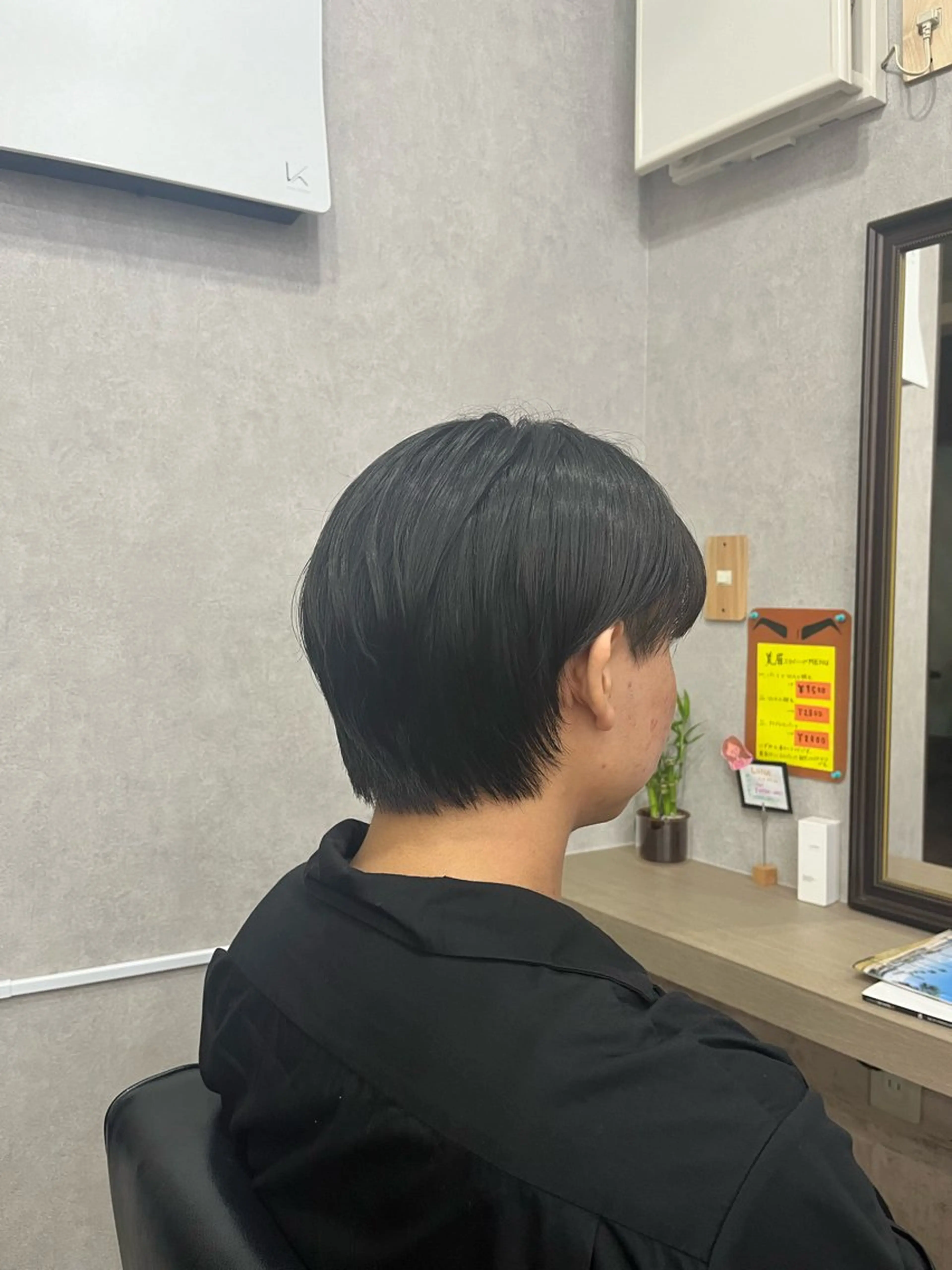 ショート 薮内 香保里のヘアスタイル