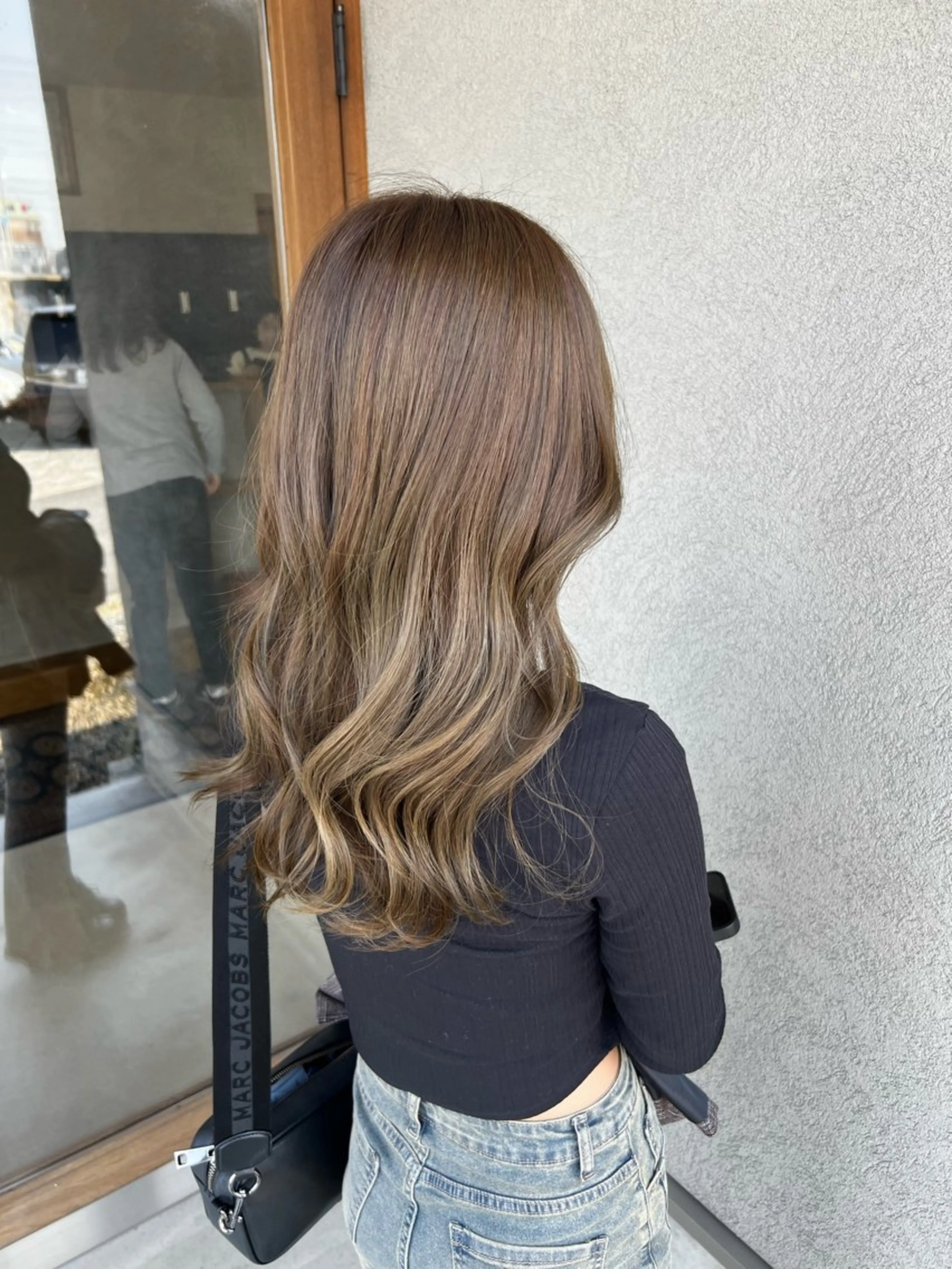 ロング 浅岡 みちるのヘアスタイル