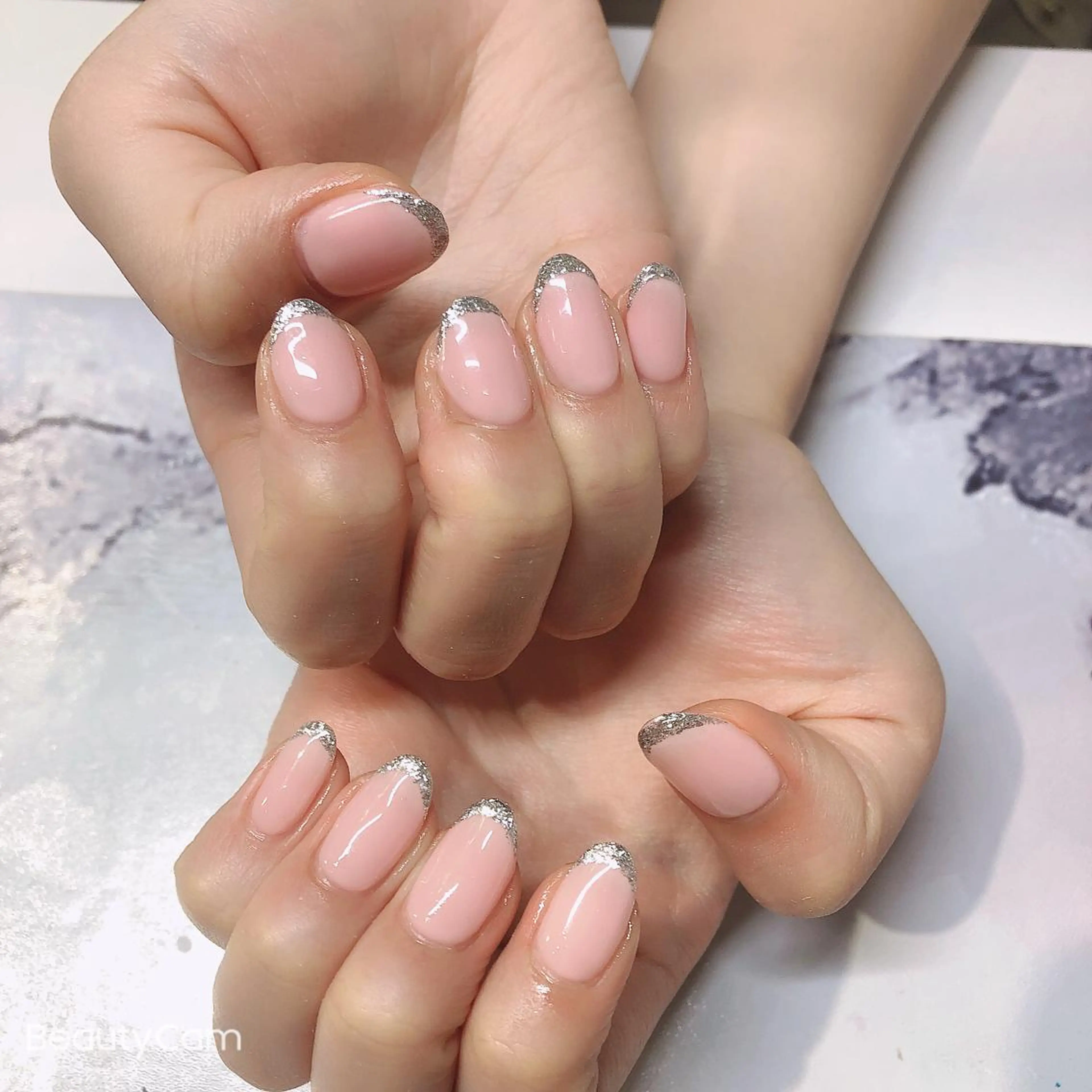 ネイル ハンドネイル Guarendo錦糸町店所属・ガレンドウ 白澤 愛子のネイルデザイン