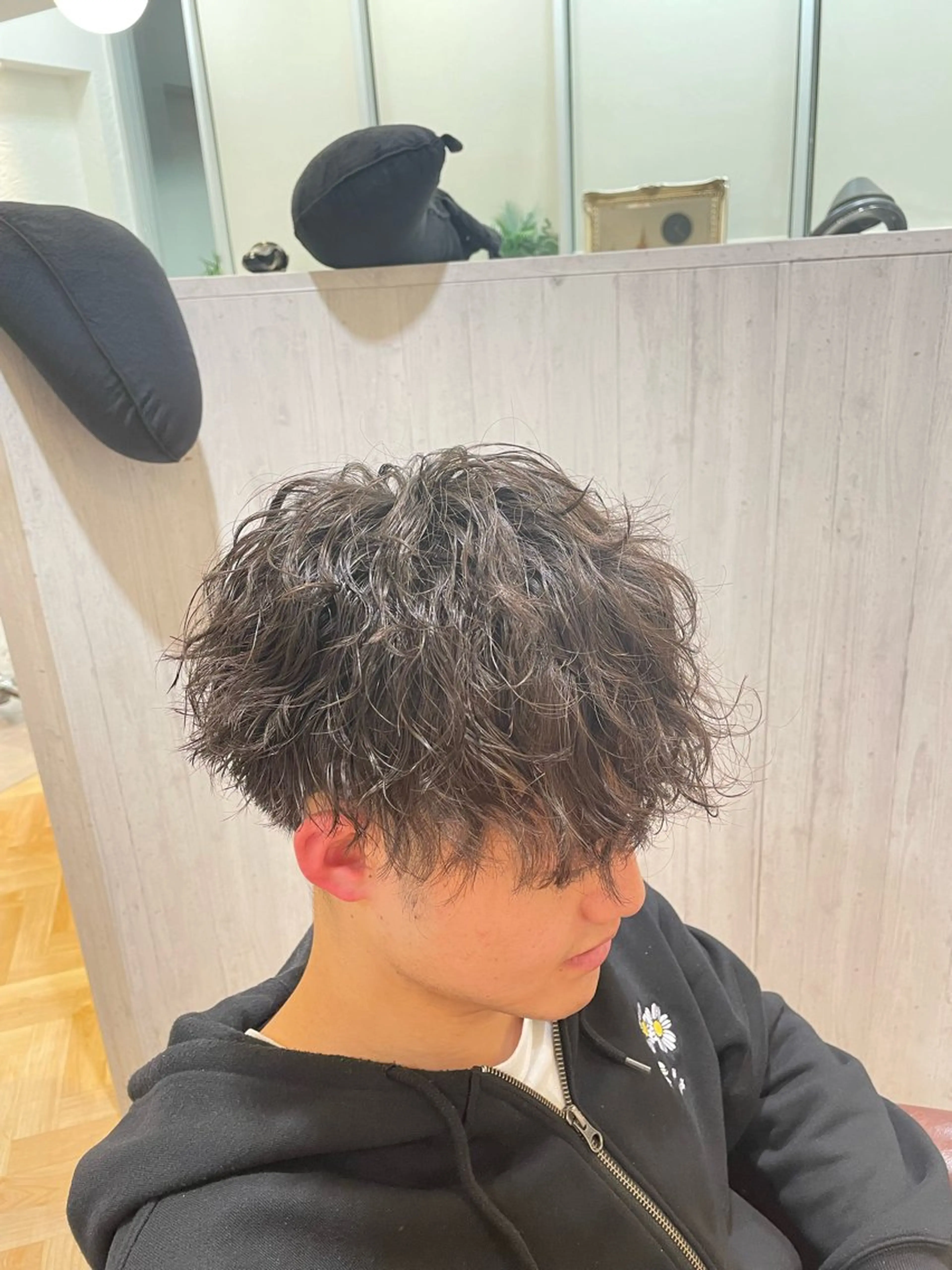 パーマ メンズ メンズパーマ ツイストスパイラルパーマ スパイラルパーマ hair salon CAMON.所属・ちば さやのヘアスタイル