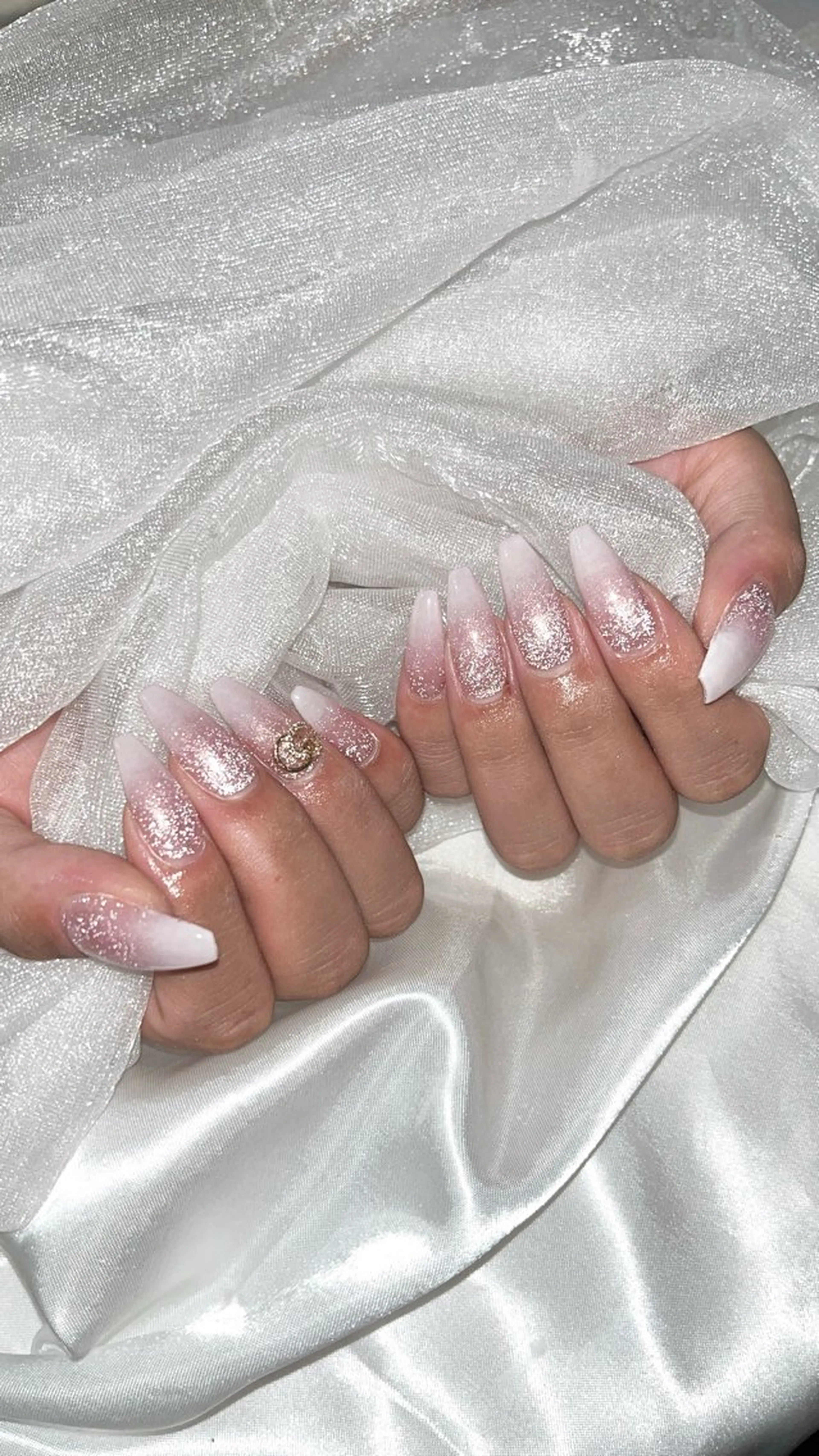 ネイル フラッシュネイル SALON ELVI.所属・SALON ELVI.のネイルデザイン