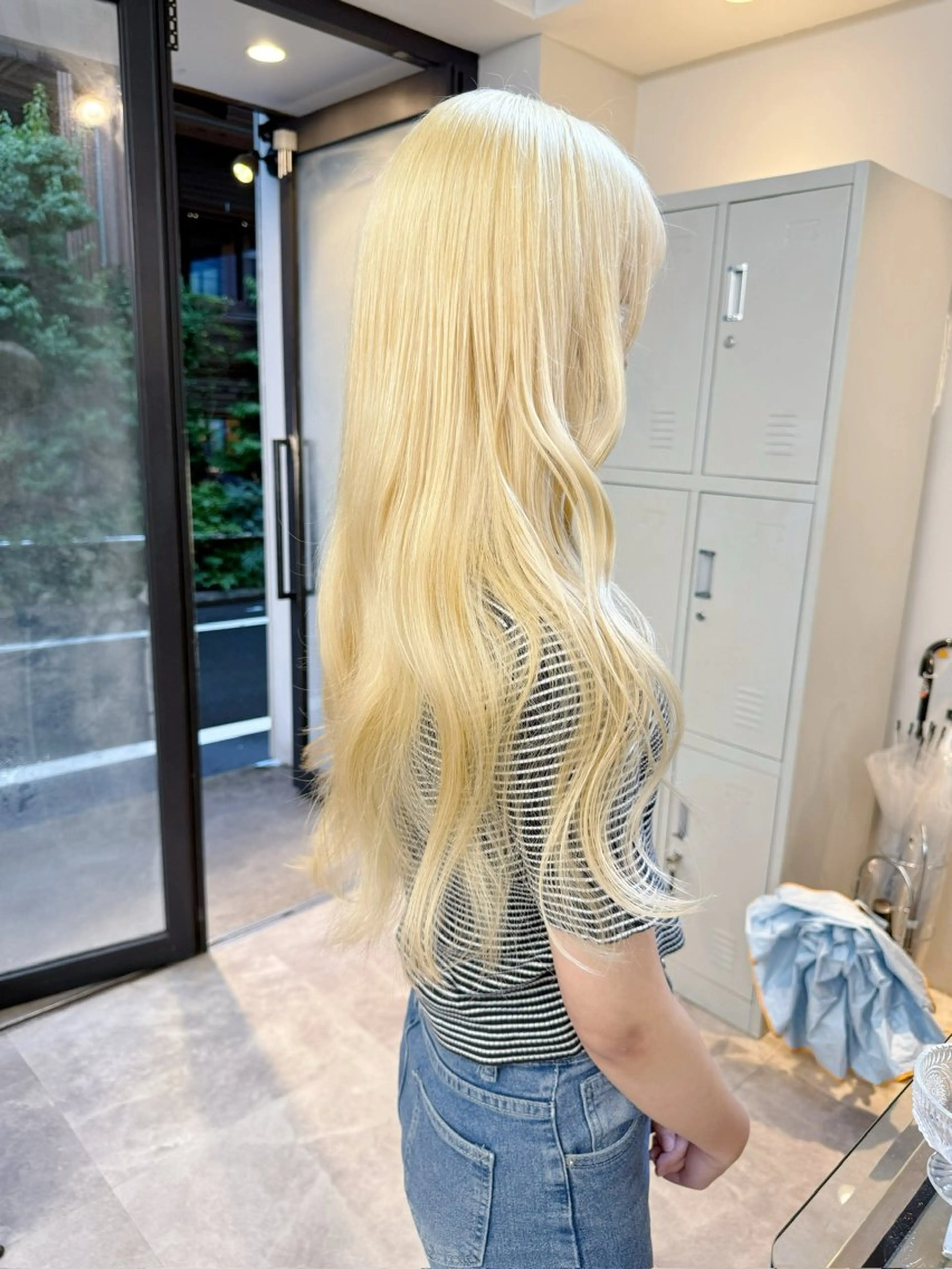 ロング ヘアカラー トリートメント flamme Annaのヘアスタイル