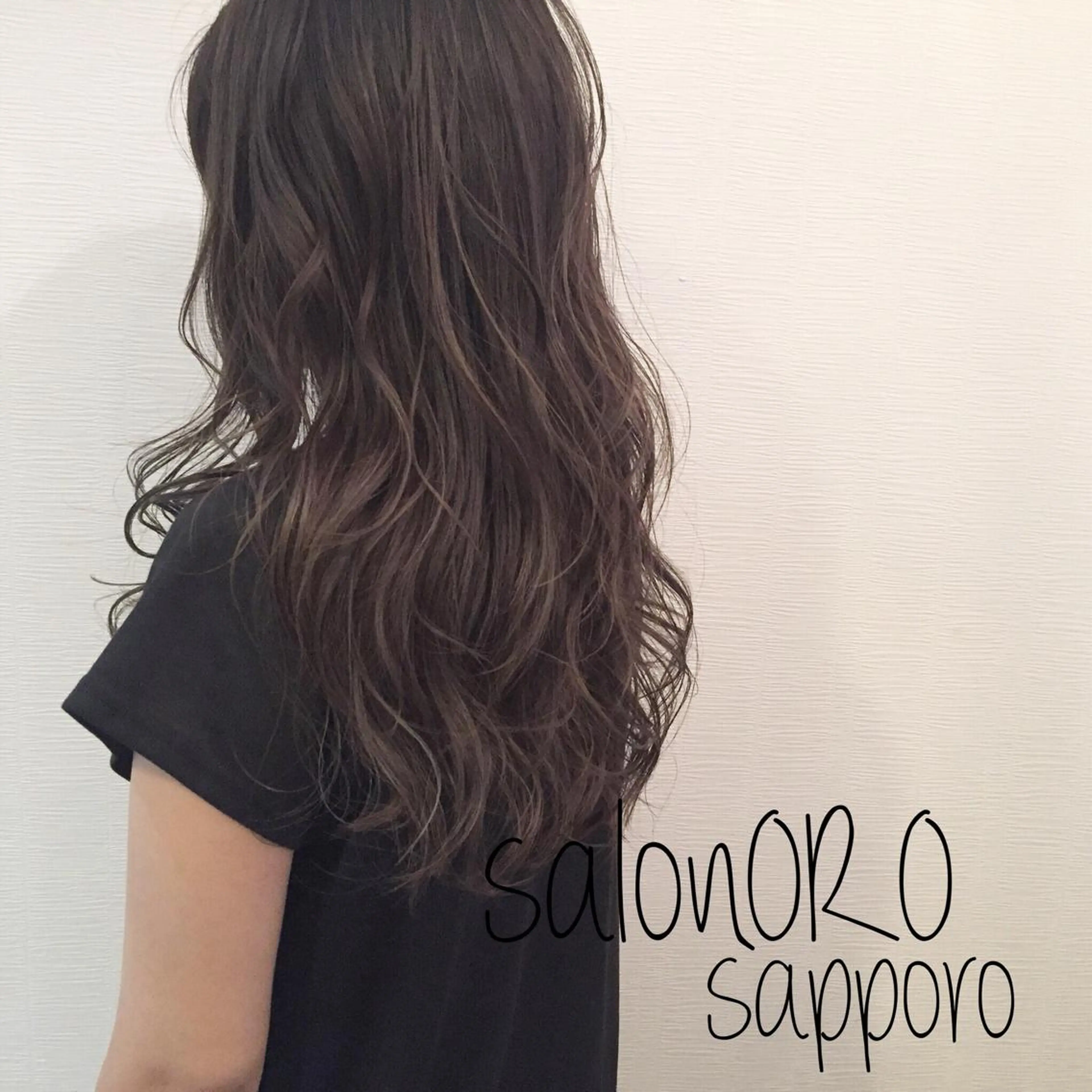 ロング カラー アッシュ アッシュグレー アッシュグレージュ グラデーションカラー グレージュ カット ヘアカラー トリートメント toiro by lien hair atelier所属・池田 真由美のヘアスタイル