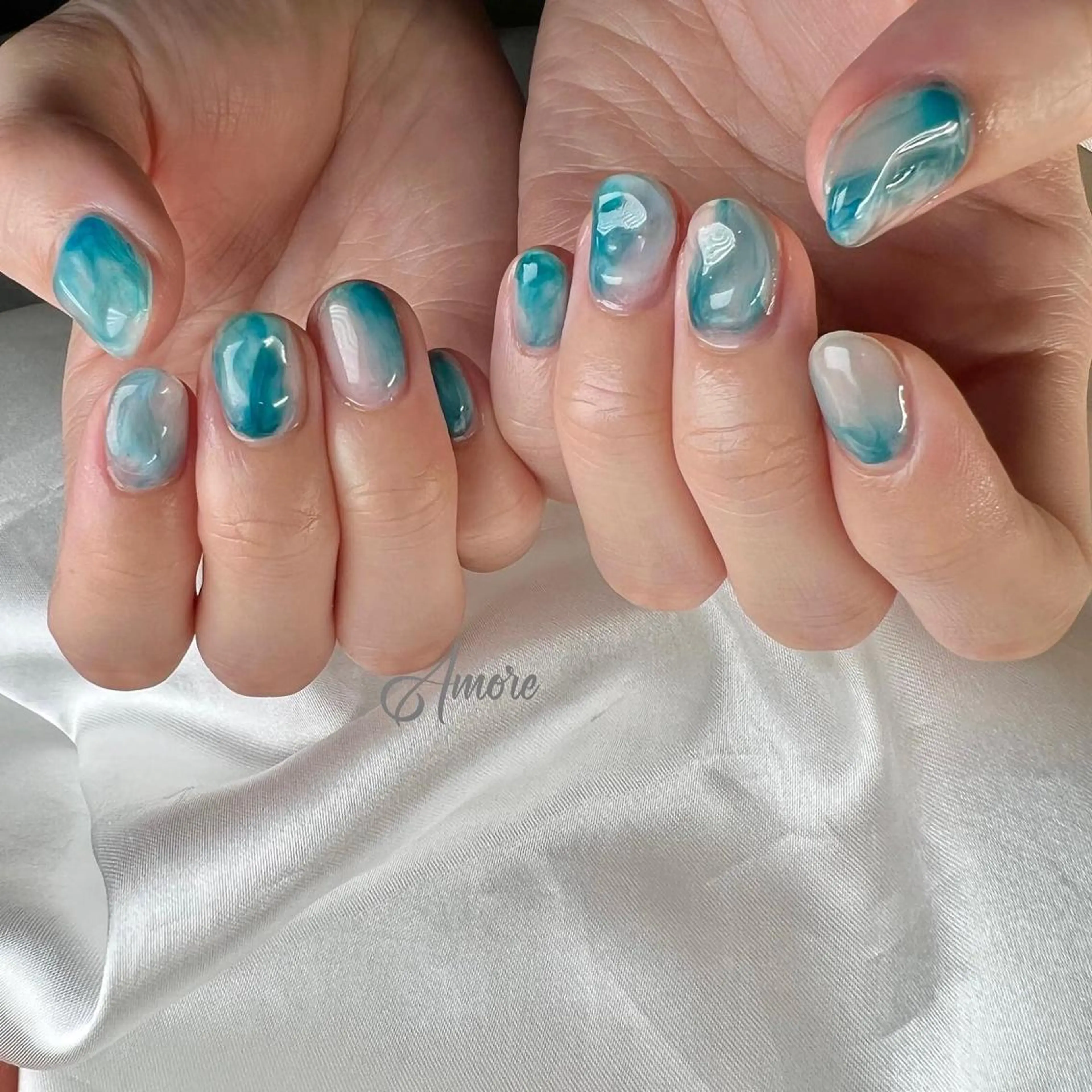 ネイル ジェルネイル 氷ネイル・うるうるネイル マグネットネイル ミラーネイル ニュアンスネイル You kyehwaのネイルデザイン