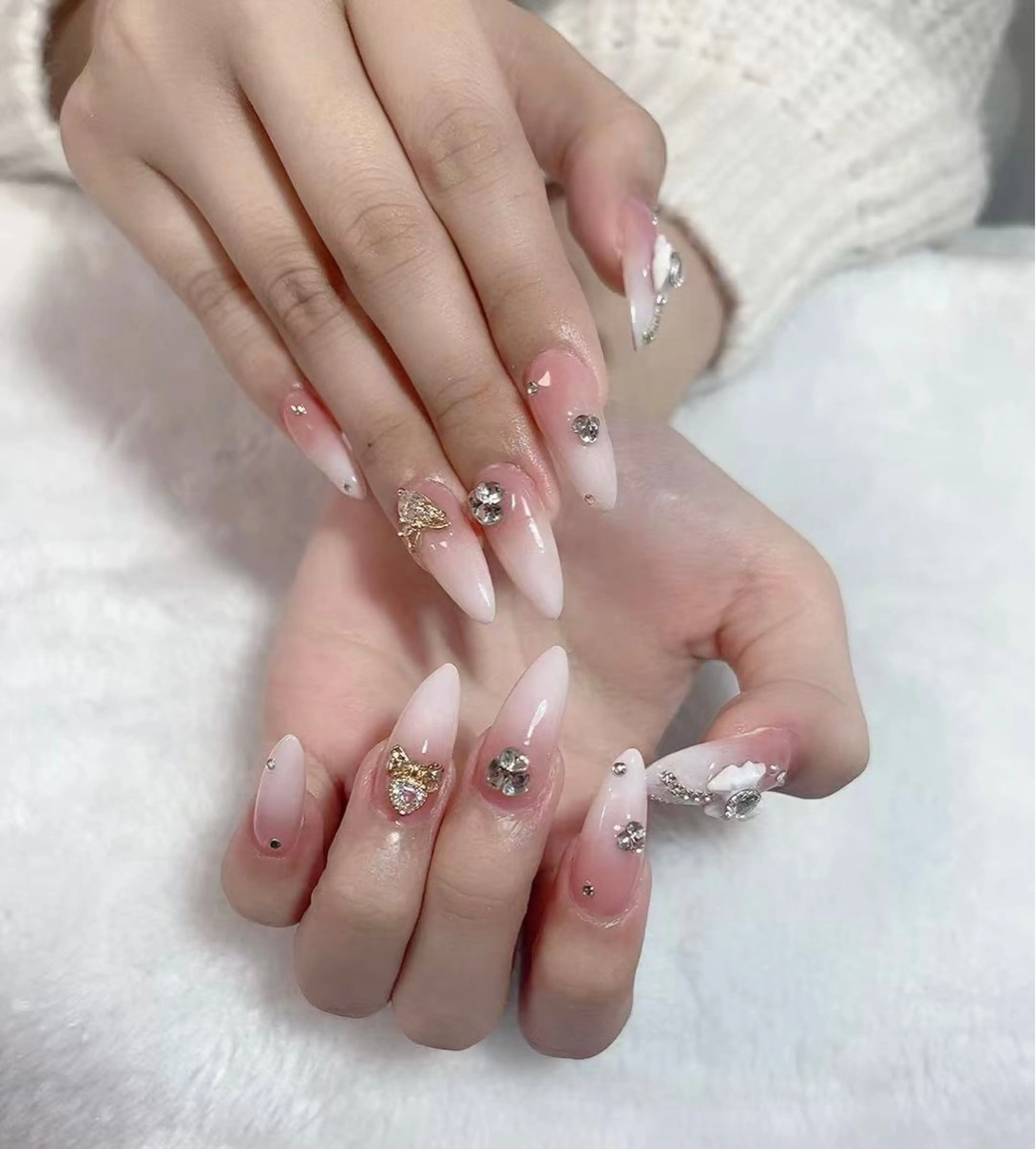 ネイル Amina nail salonのネイルデザイン