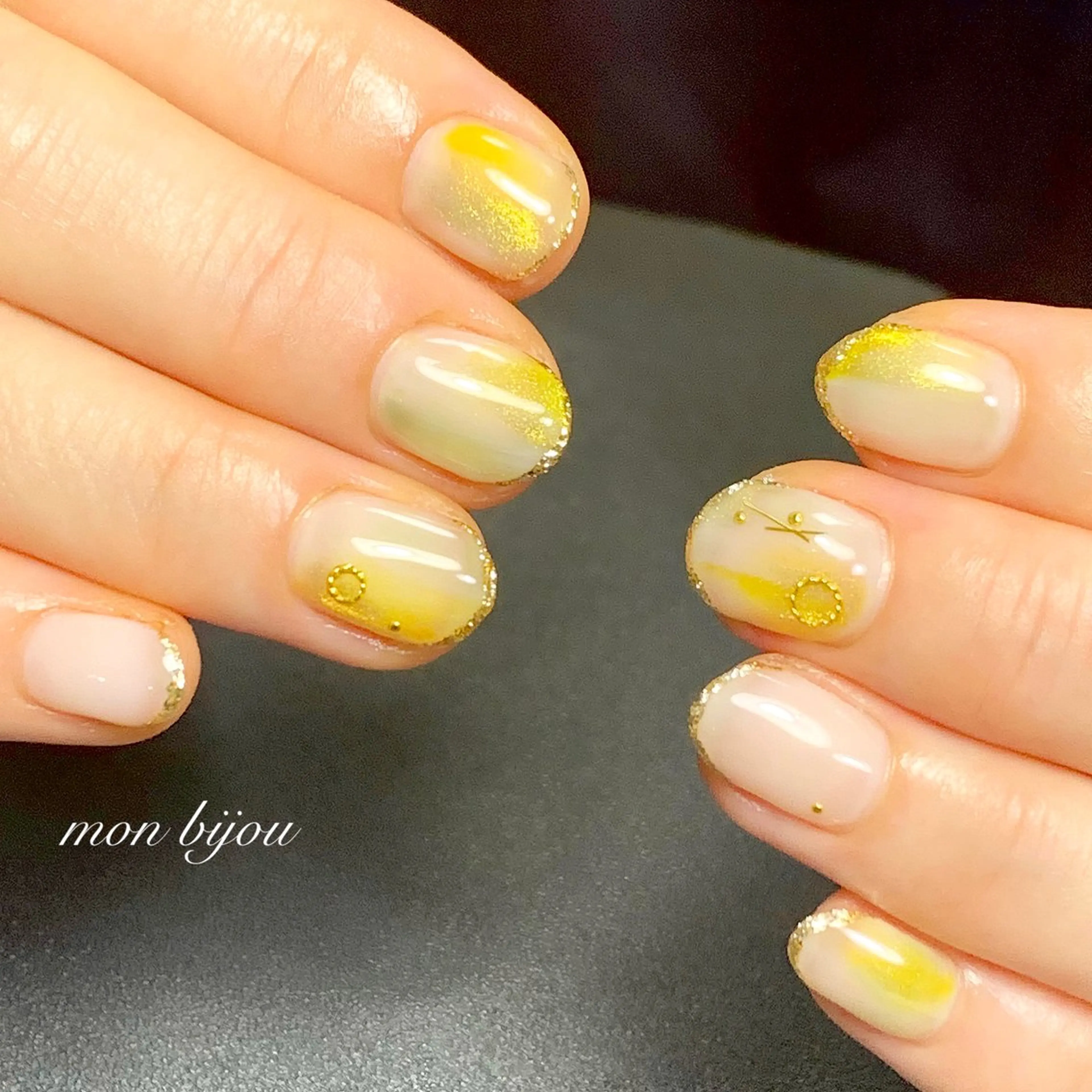 ネイル ニュアンスネイル ハンドネイル ハンドケア mon bijou 坪井のネイルデザイン